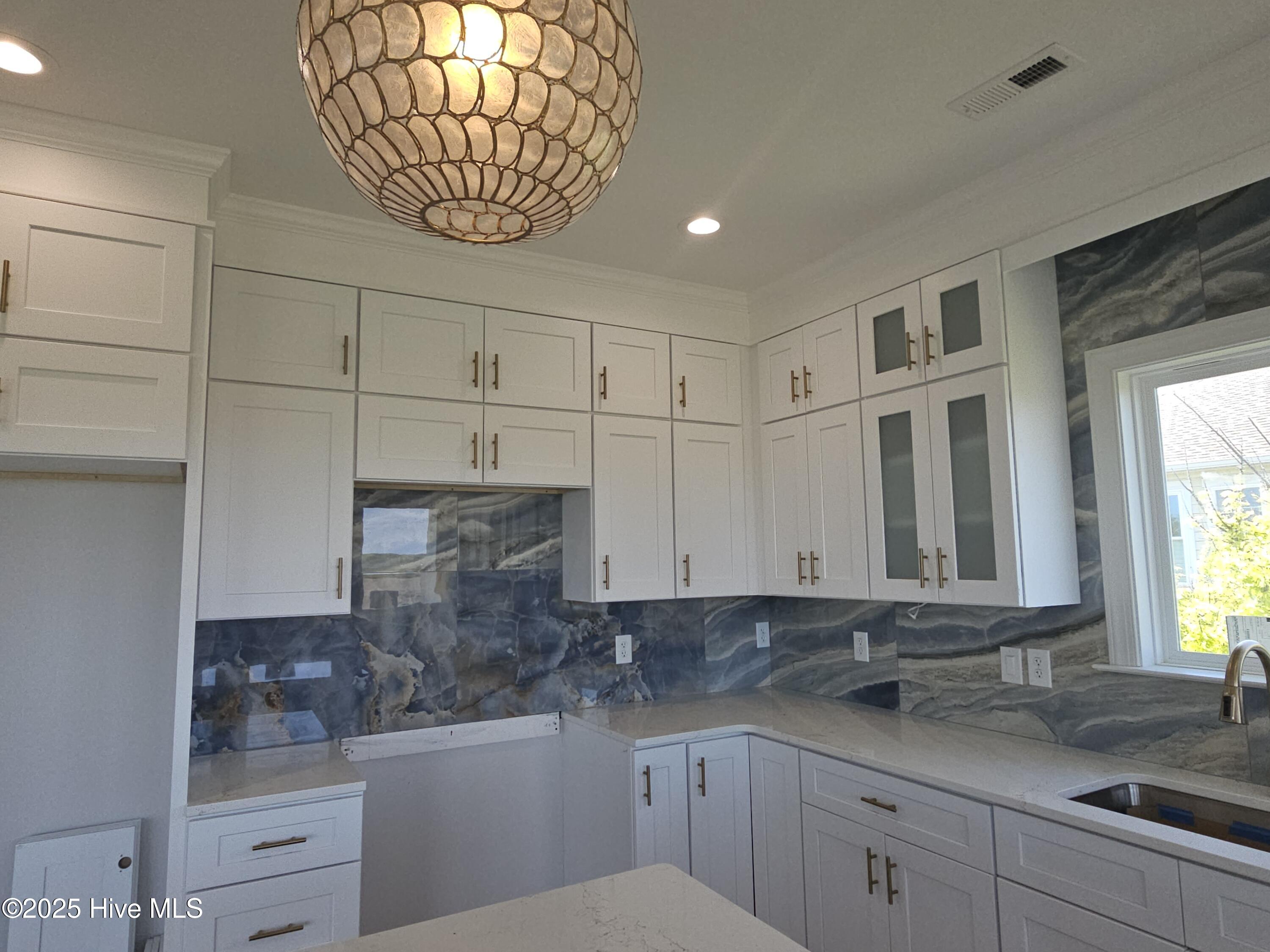109 Old Village Lane Property Photo 18