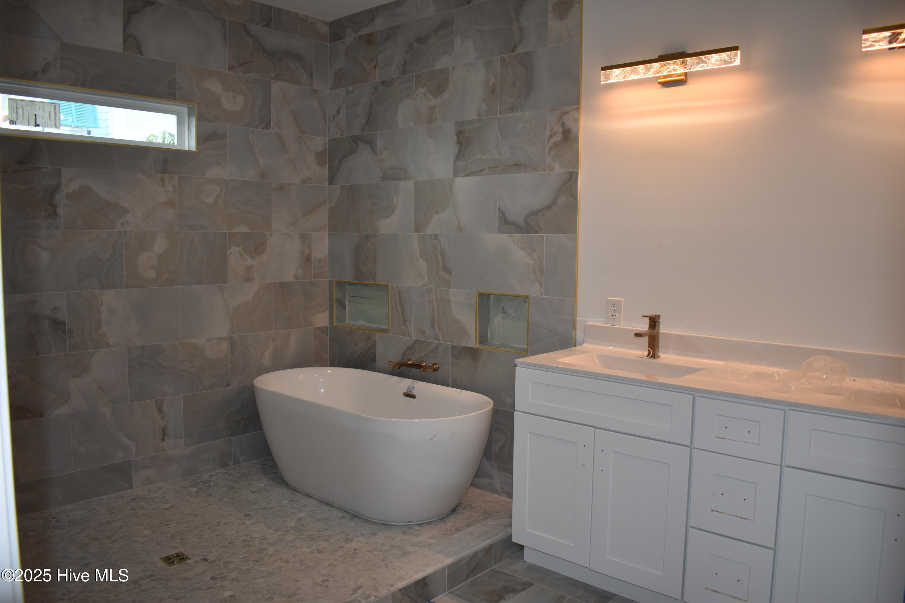 109 Old Village Lane Property Photo 24