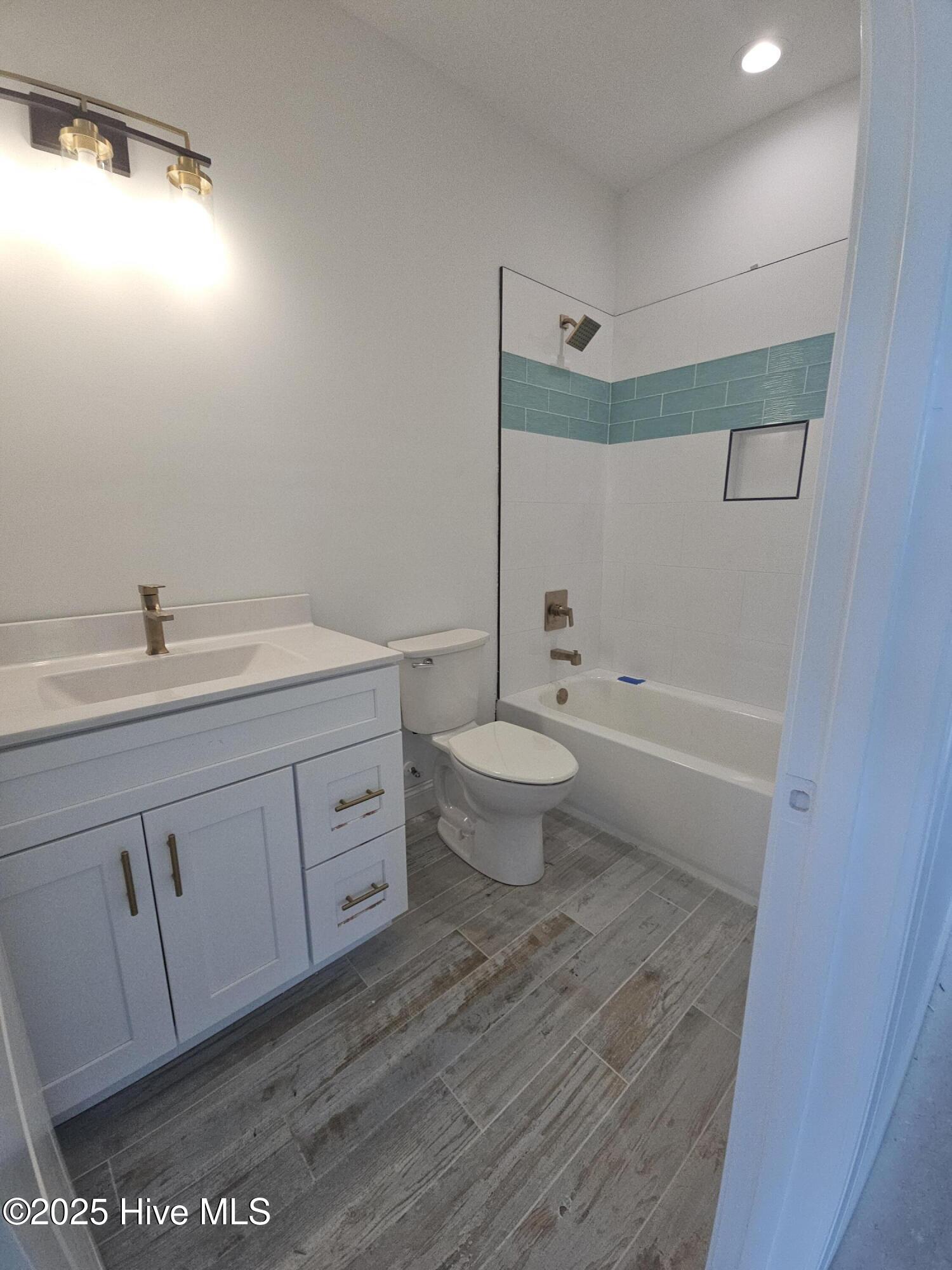 109 Old Village Lane Property Photo 33
