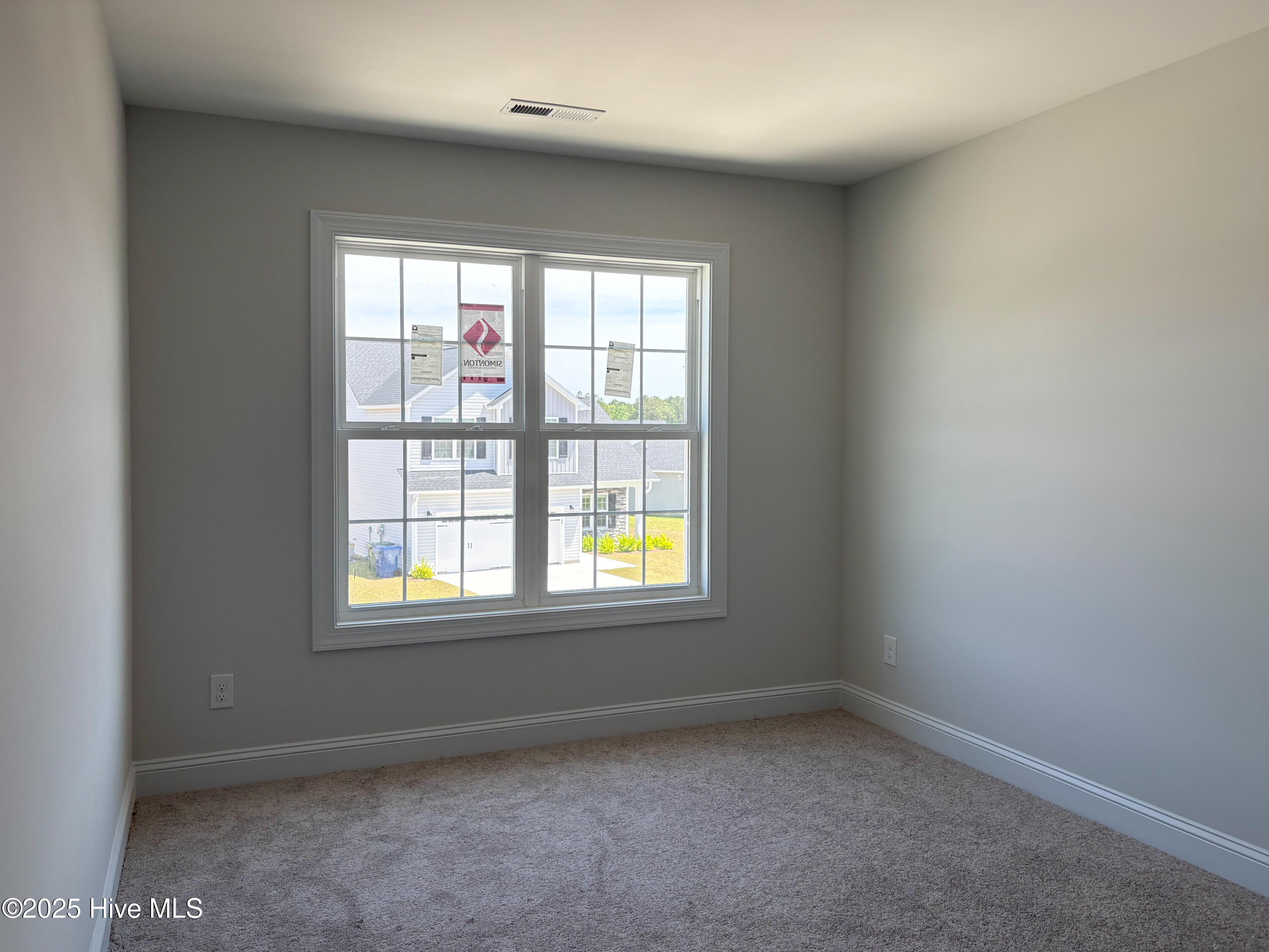 479 Pebble Shore Drive Property Photo 10