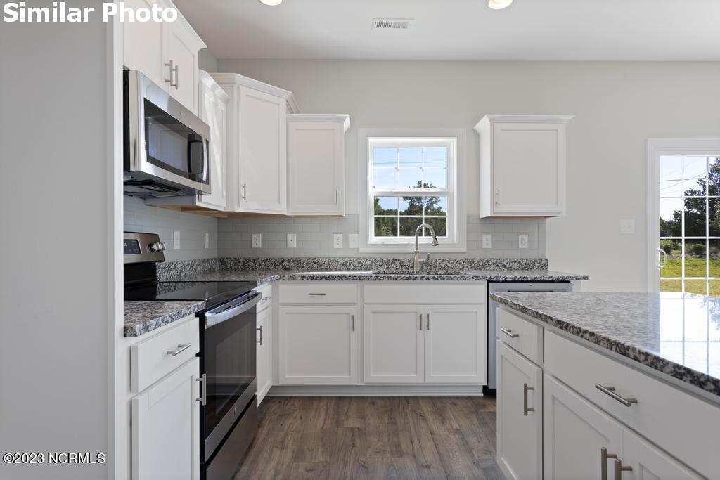 479 Pebble Shore Drive Property Photo 26