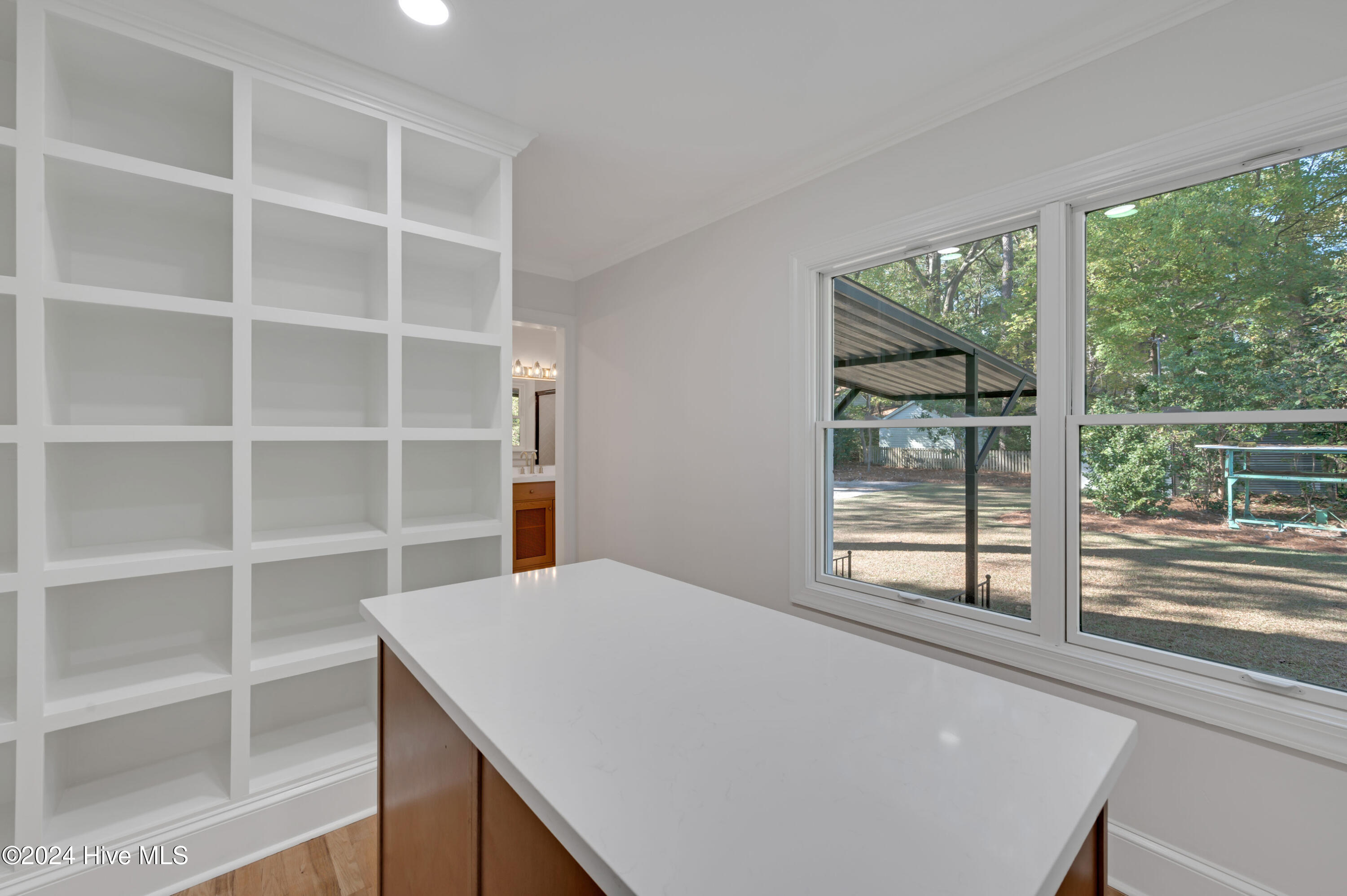 2706 Evans Street Property Photo 45