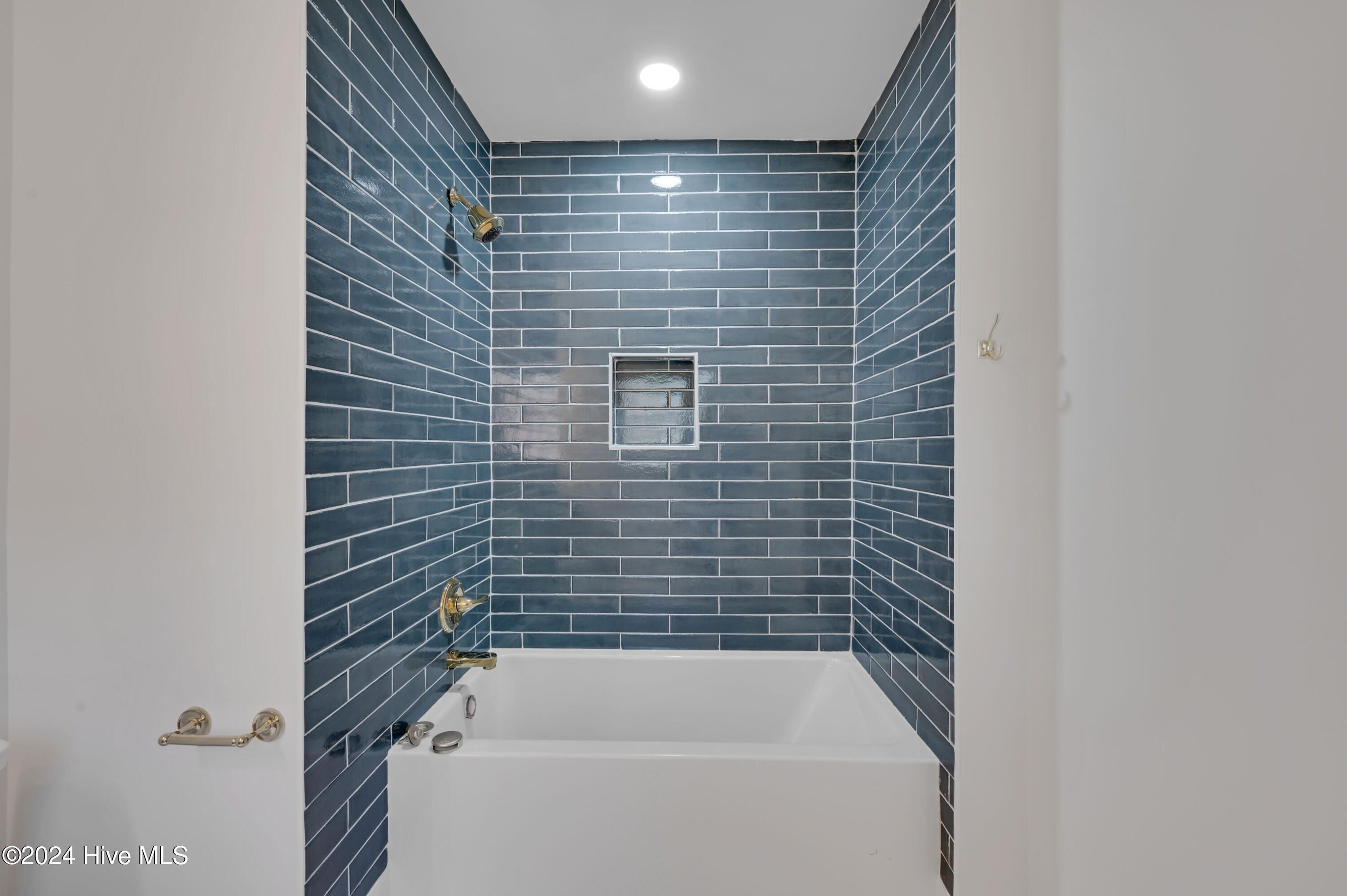 2706 Evans Street Property Photo 51
