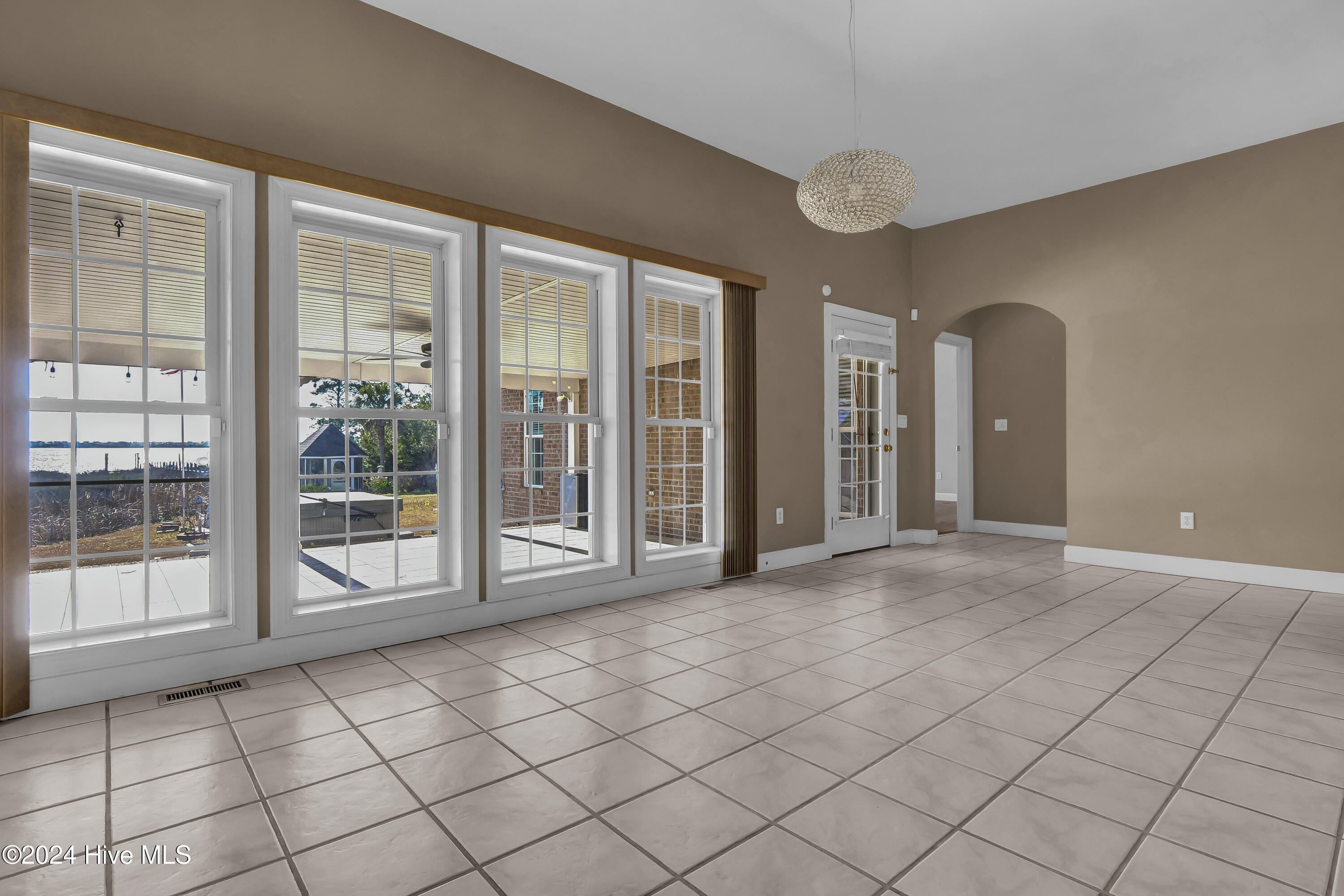 101 Trumpet Street Property Photo 35