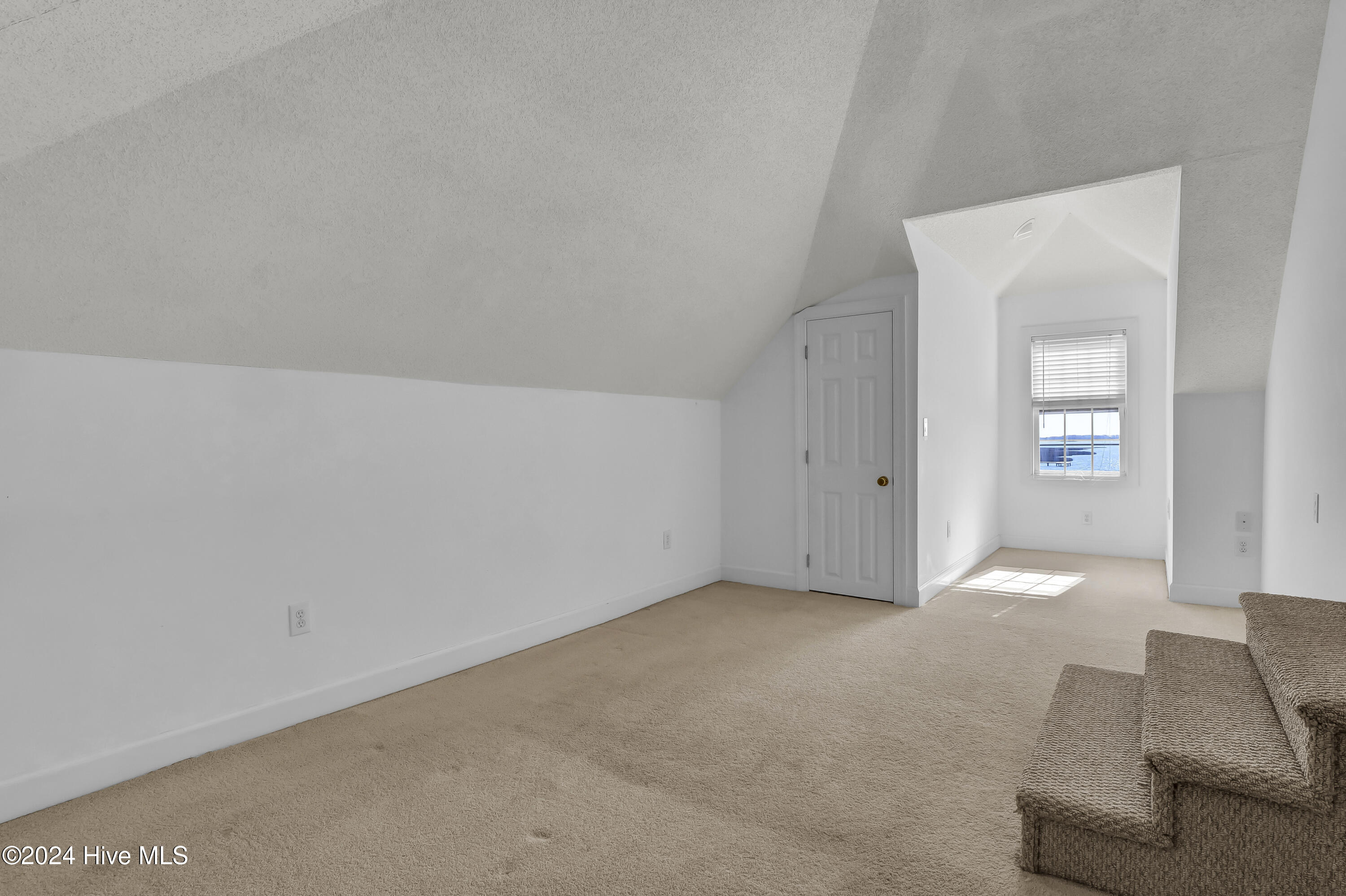 101 Trumpet Street Property Photo 51