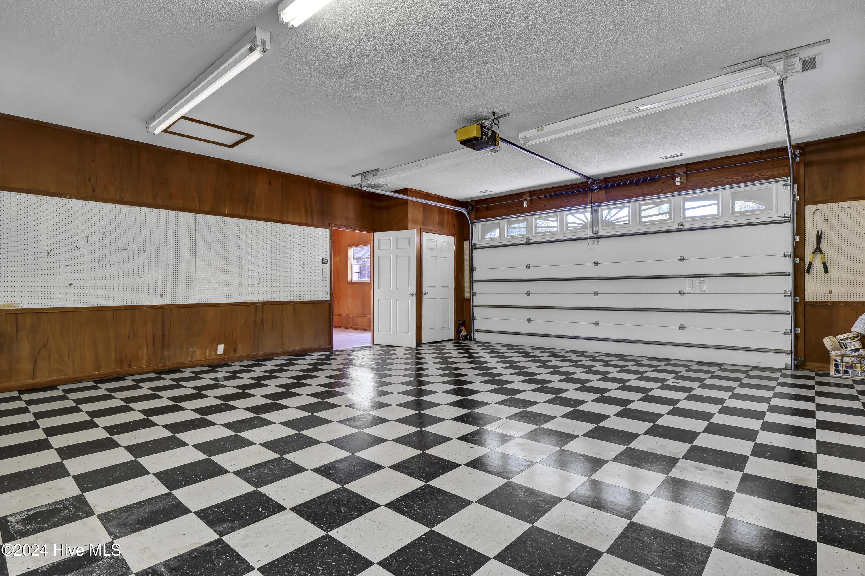 101 Trumpet Street Property Photo 55