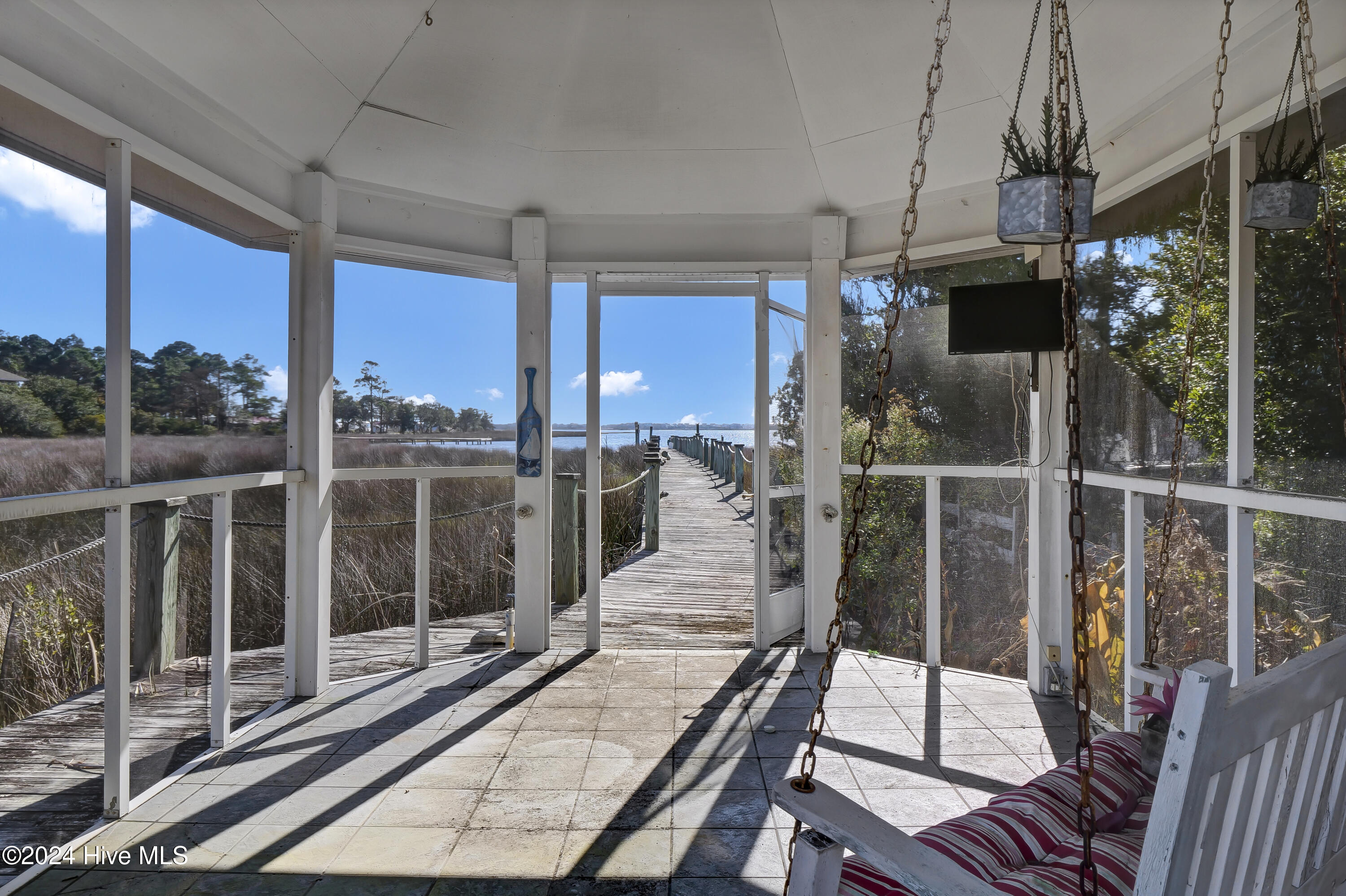 101 Trumpet Street Property Photo 77