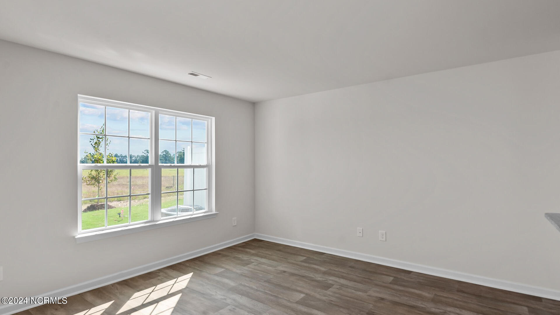3605 Sedge Drive Q2 Property Photo 5