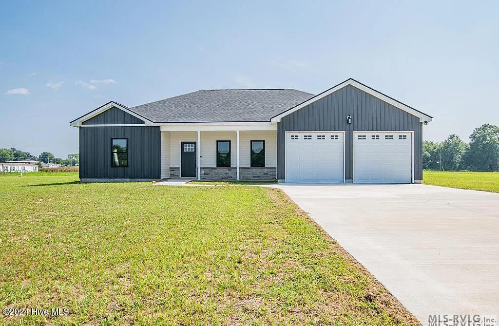 223 A C Smith Road Property Photo