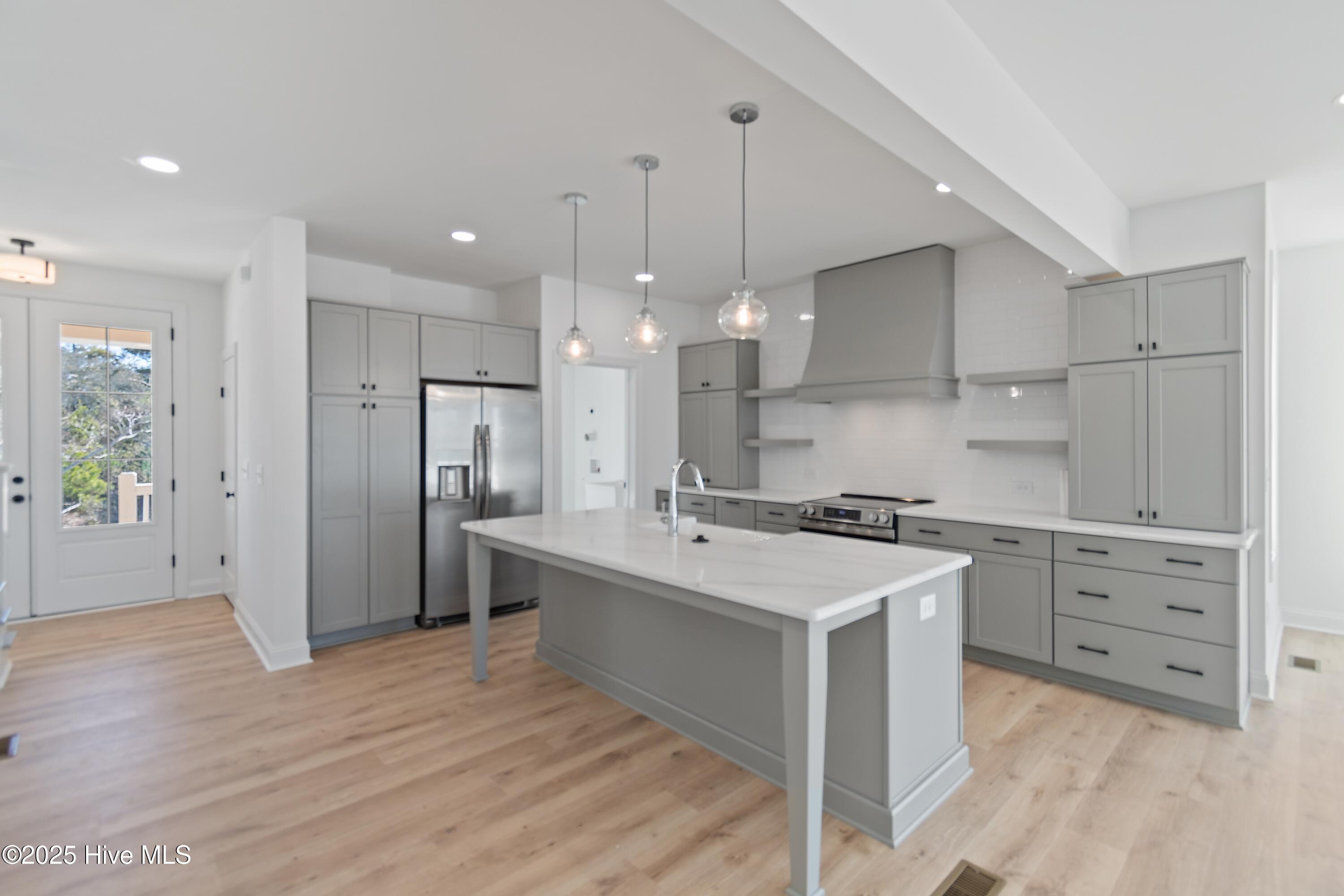 103 Ne 64th Street Property Photo 8