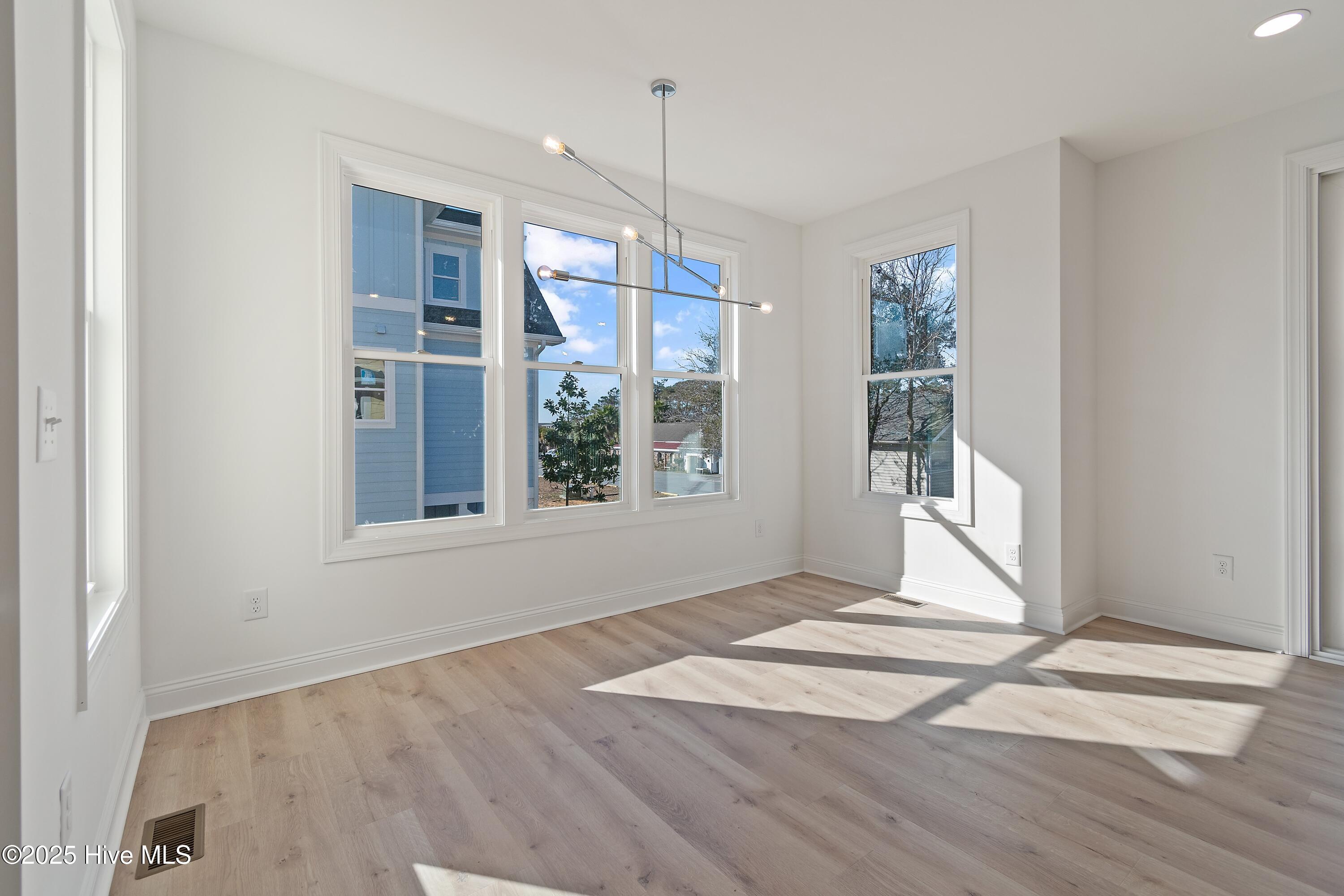 103 Ne 64th Street Property Photo 12