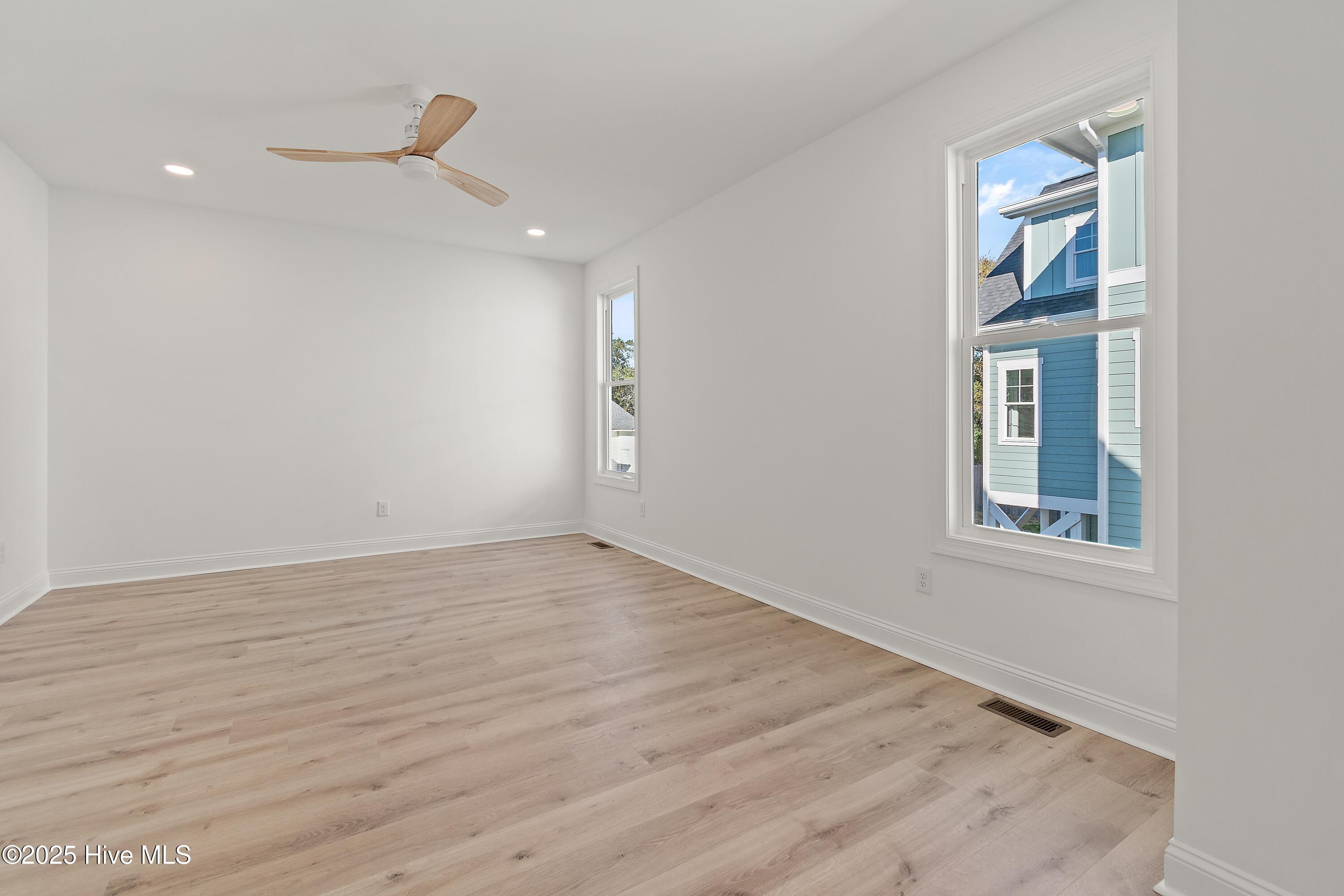 103 Ne 64th Street Property Photo 18