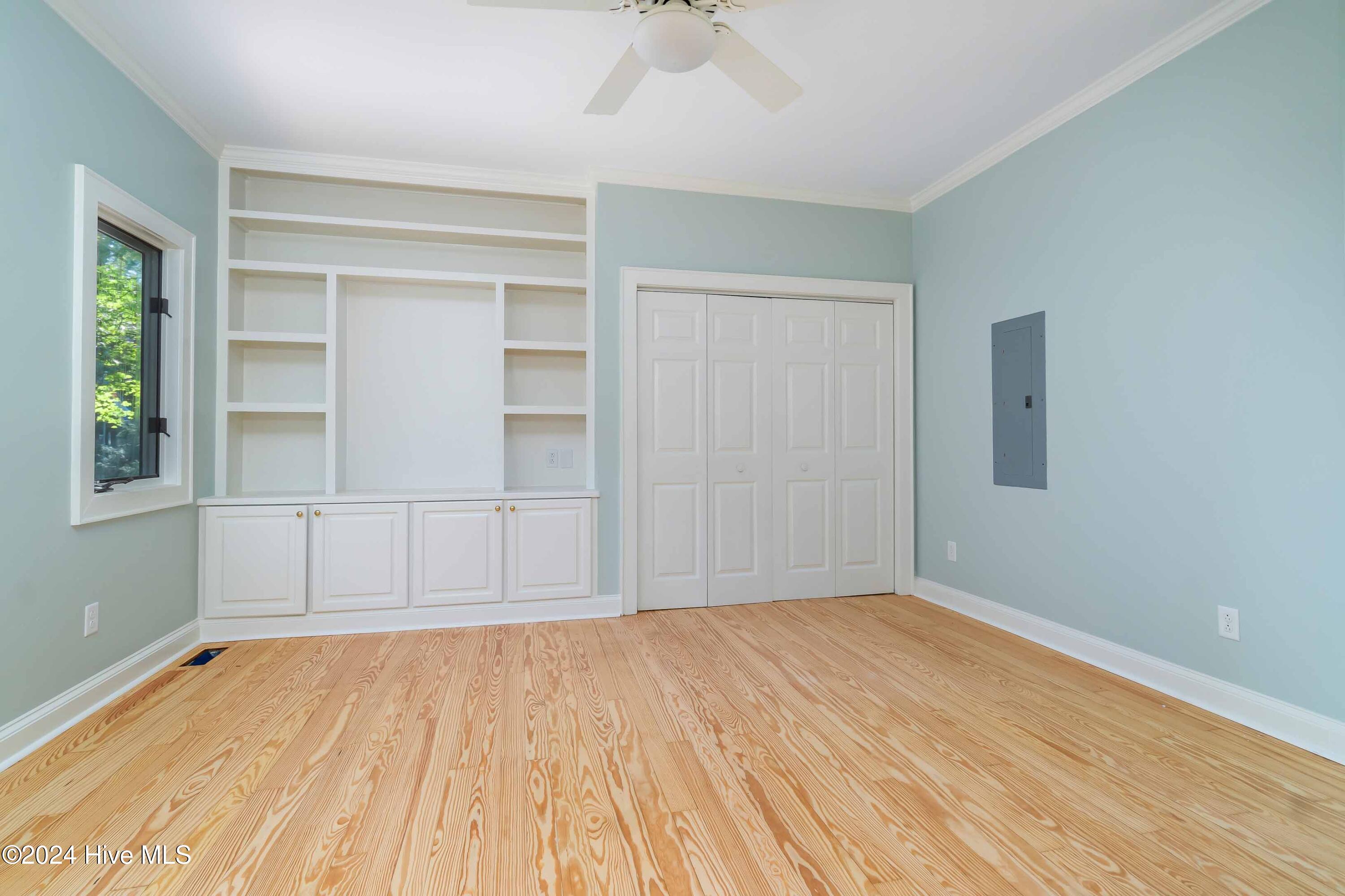 610 Windward Drive Property Photo 8