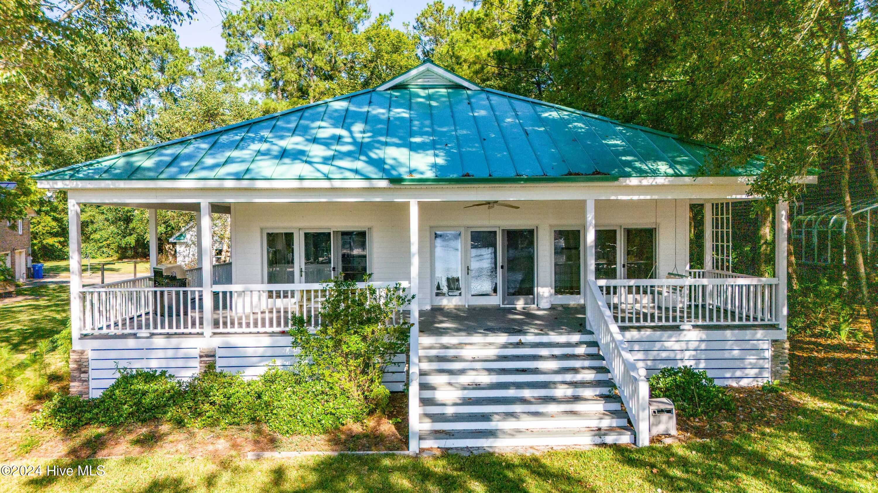 610 Windward Drive Property Photo 19