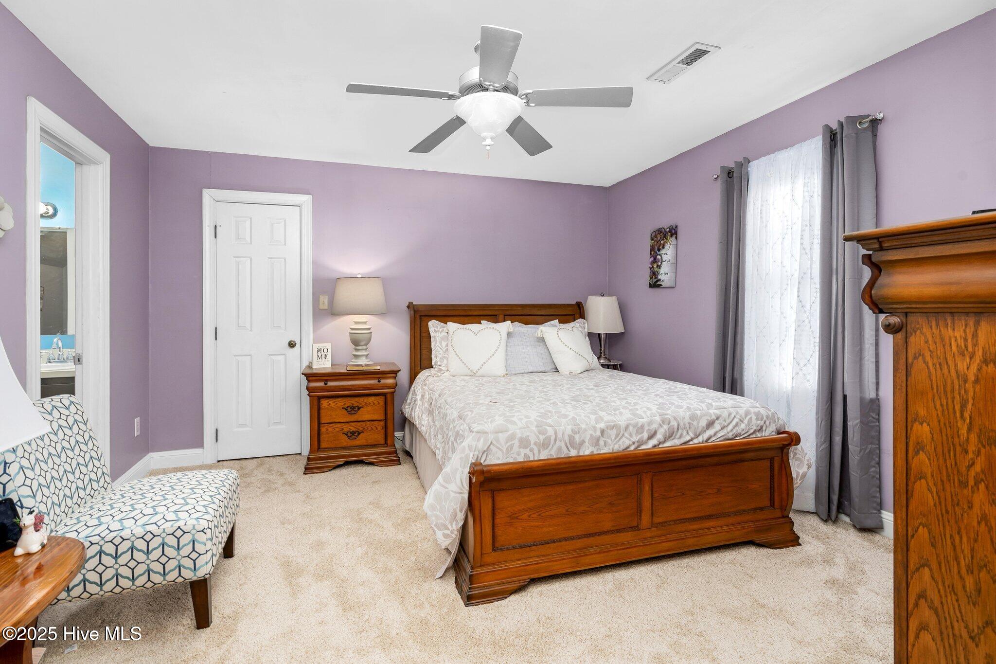 1699 Yorkshire Lane Property Photo 16