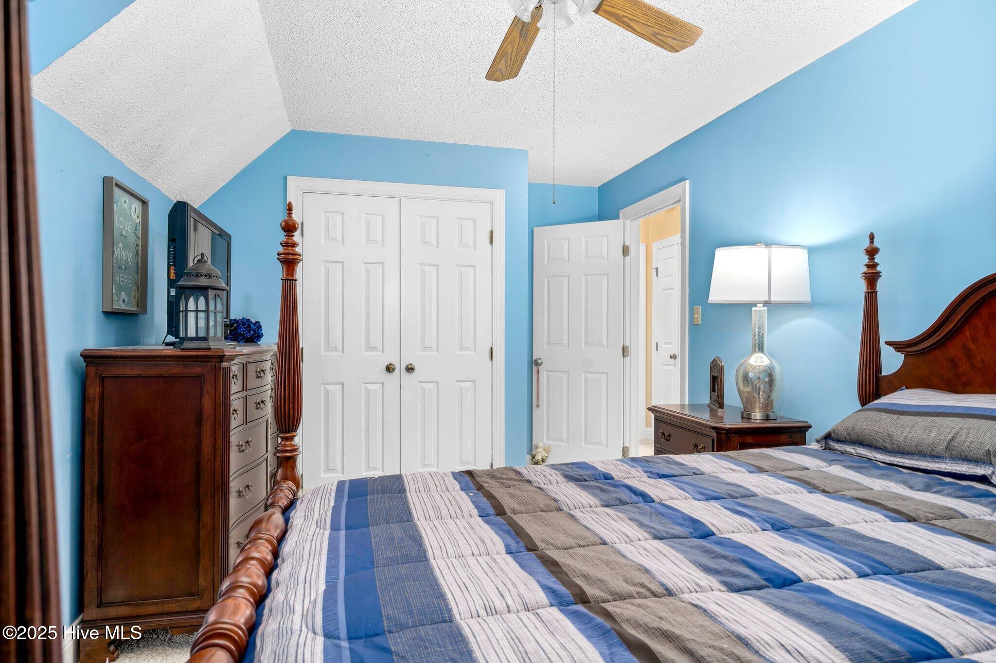 1699 Yorkshire Lane Property Photo 18