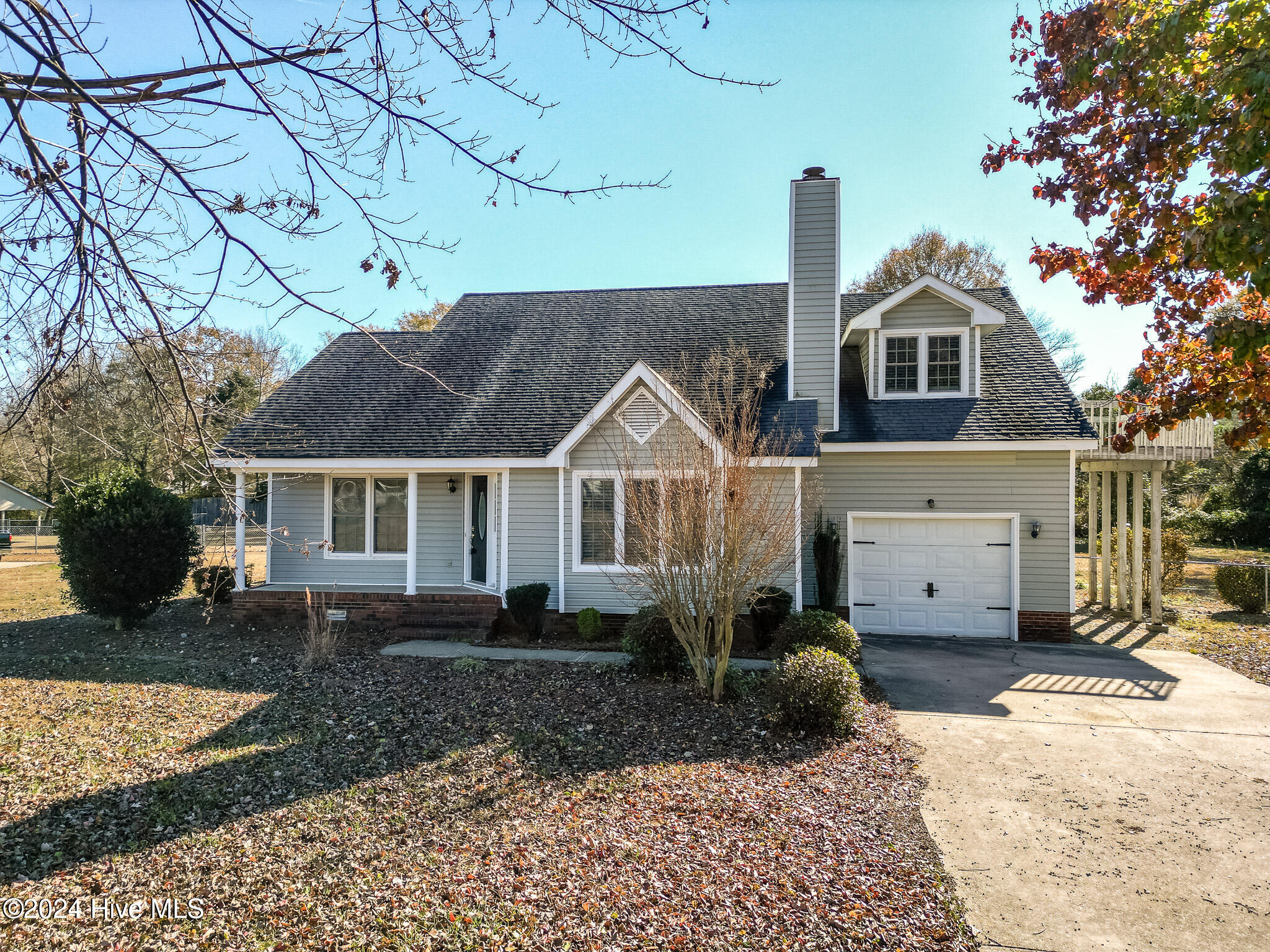 108 Moss Hill Drive Property Photo 1