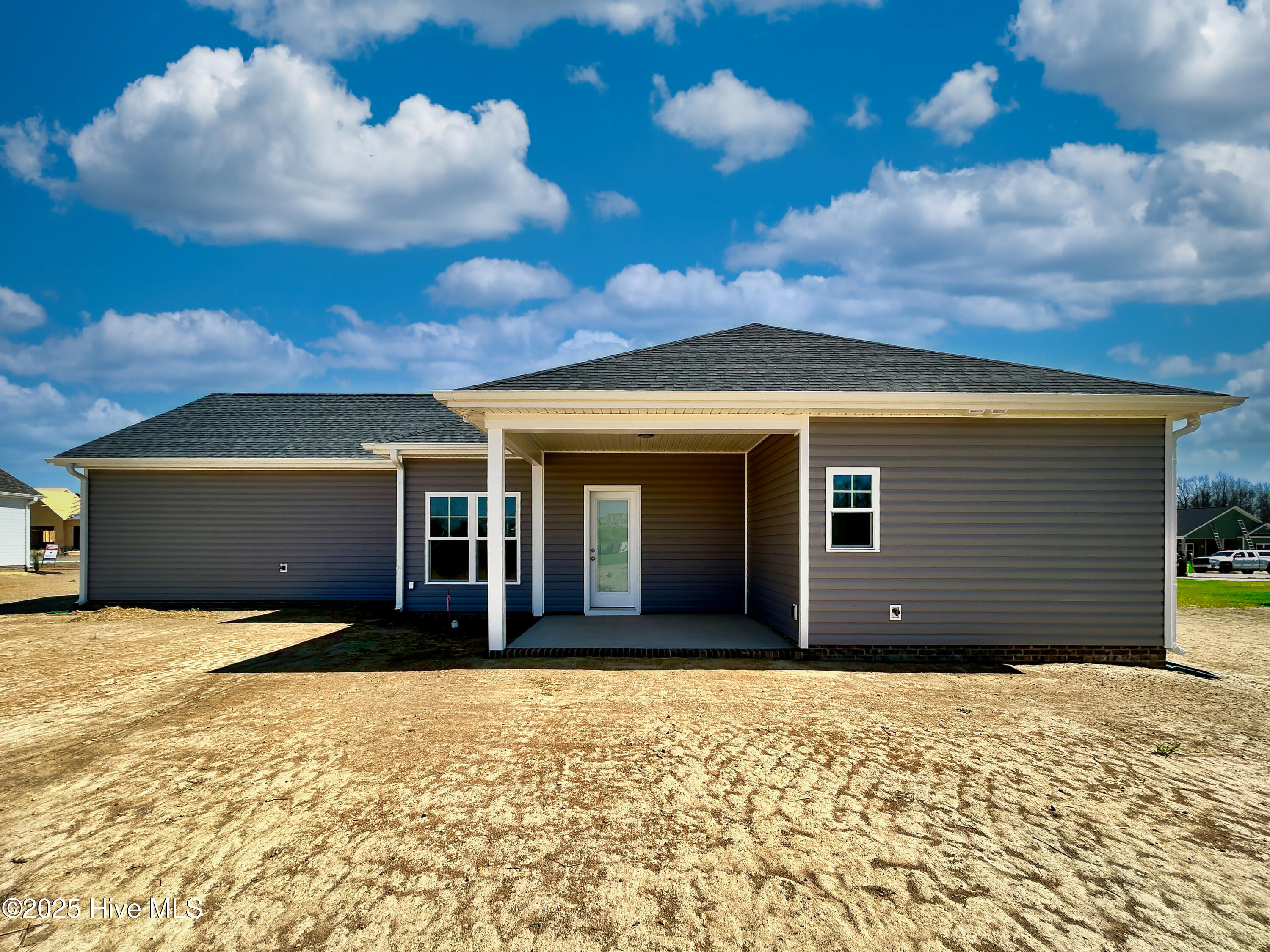 105 Dunbar Hill Drive Property Photo 8