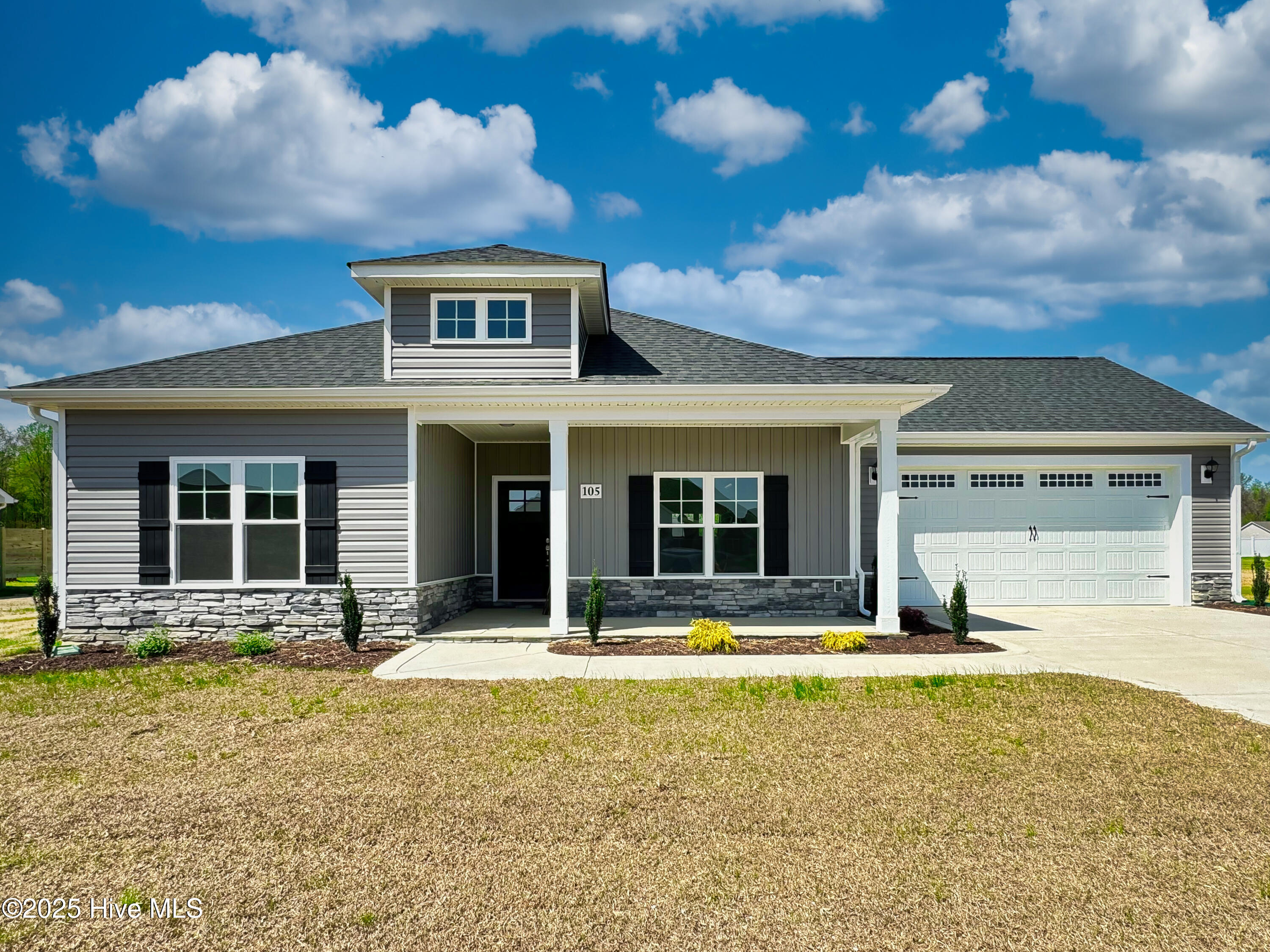 105 Dunbar Hill Drive Property Photo 12
