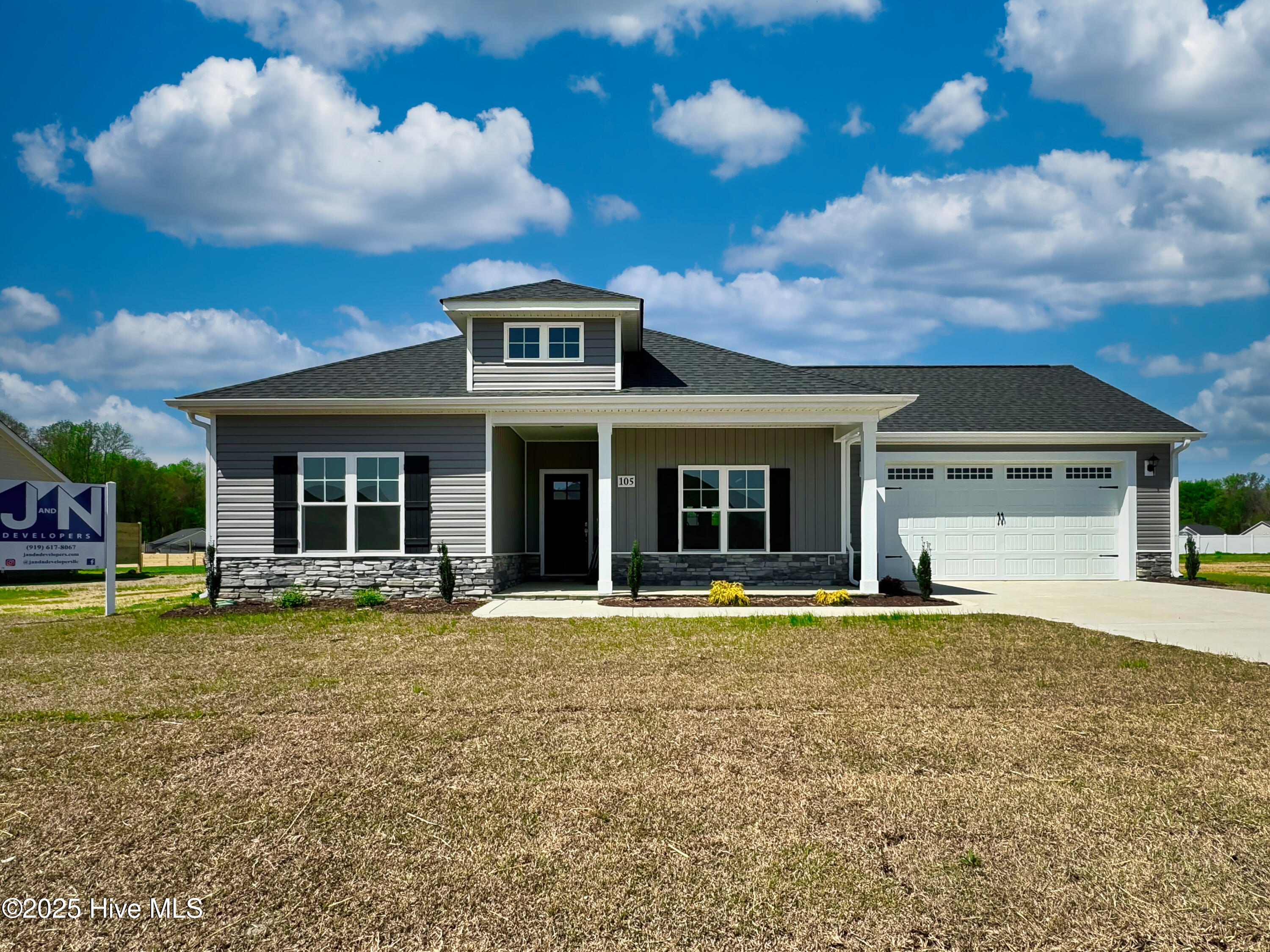 105 Dunbar Hill Drive Property Photo 14