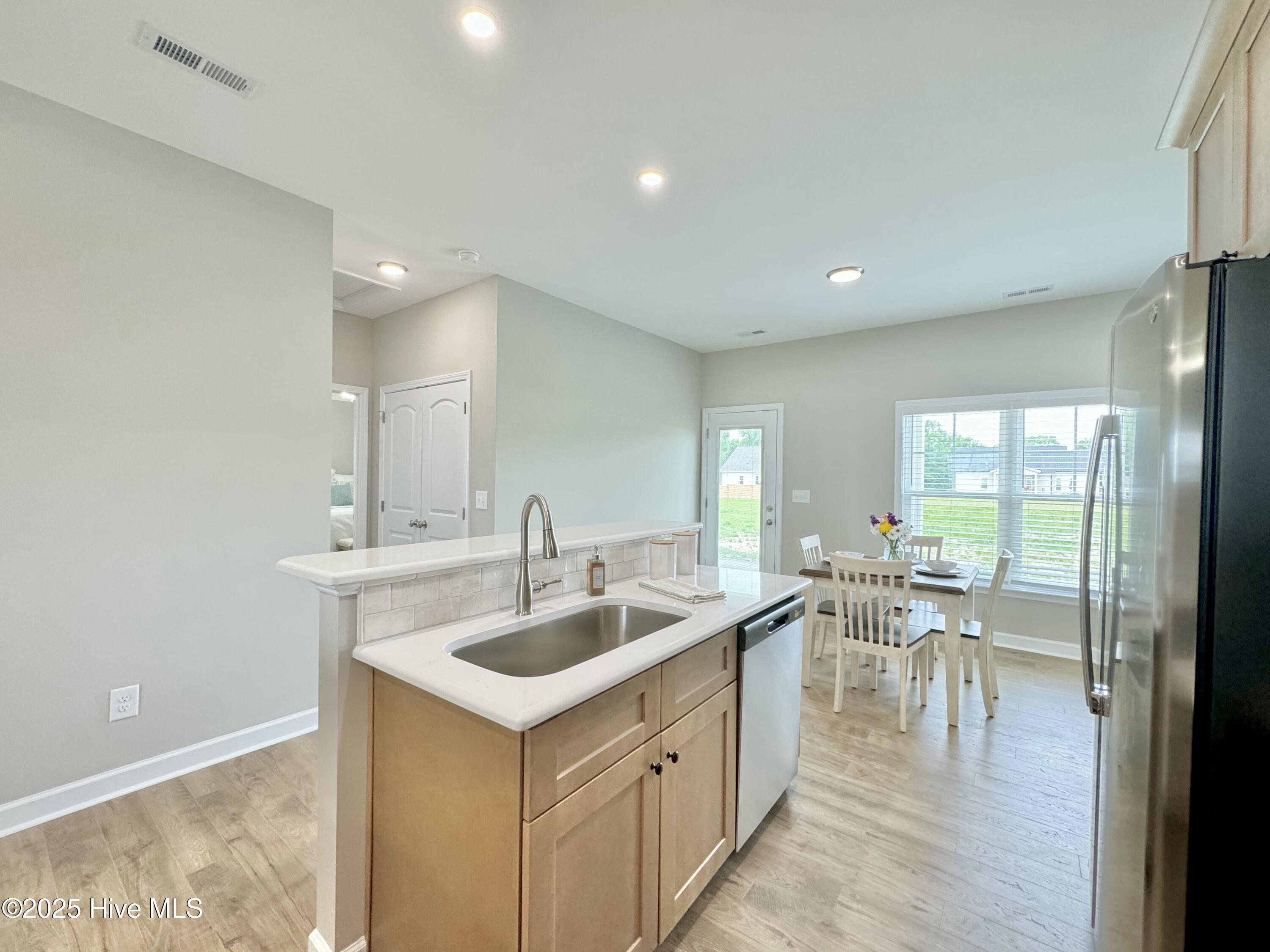 105 Dunbar Hill Drive Property Photo 23