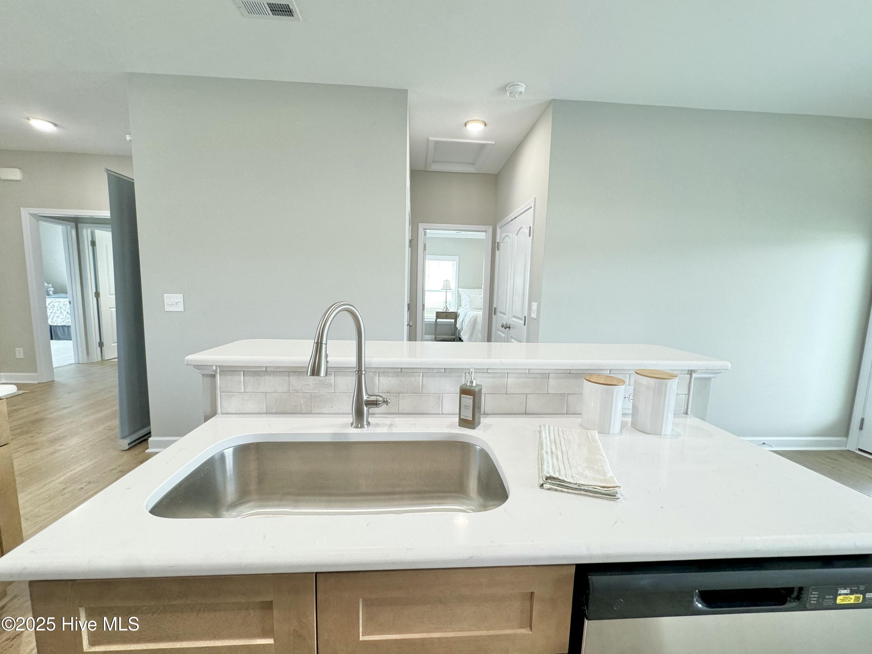 105 Dunbar Hill Drive Property Photo 24