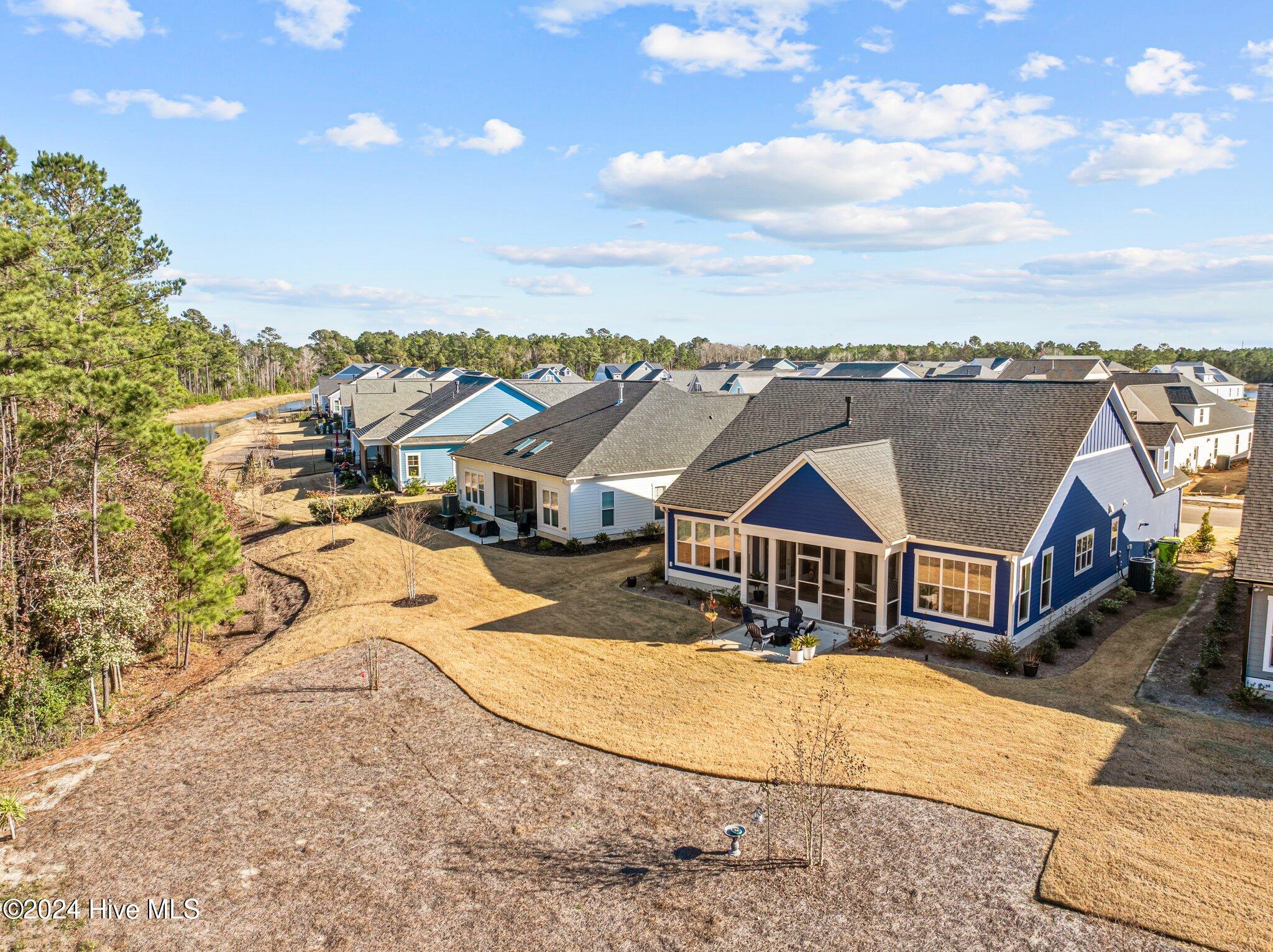 3414 Island Lakes Drive Property Photo 6