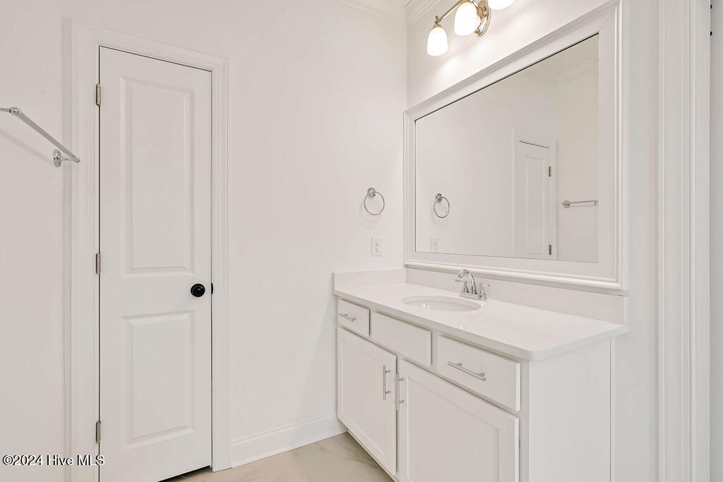 10983 Ashton Road Property Photo 15