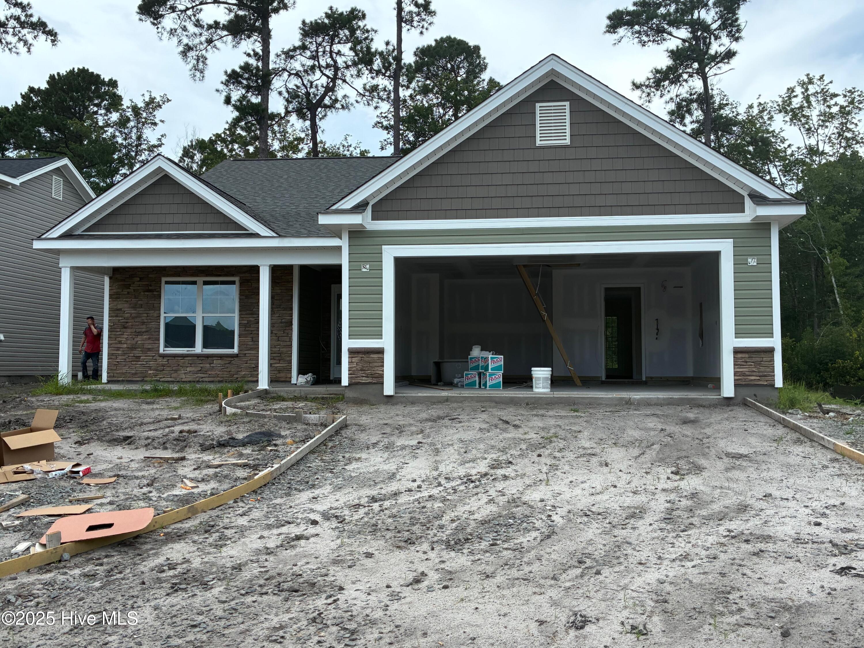 2167 Southern Pine Drive Property Photo 1