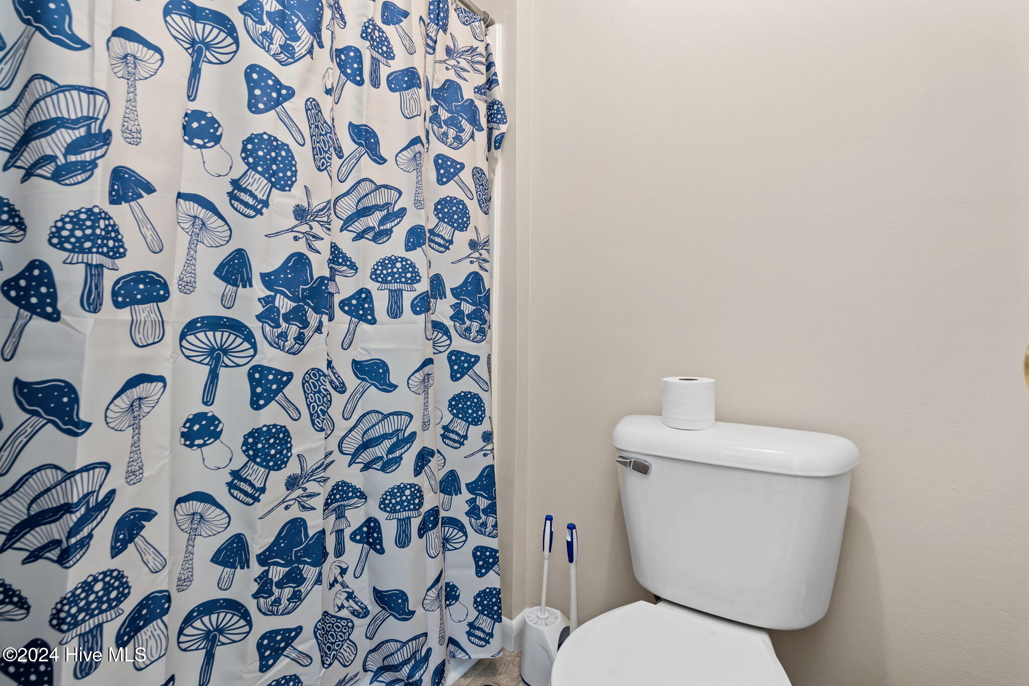 7220 Ainsley Street Property Photo 15