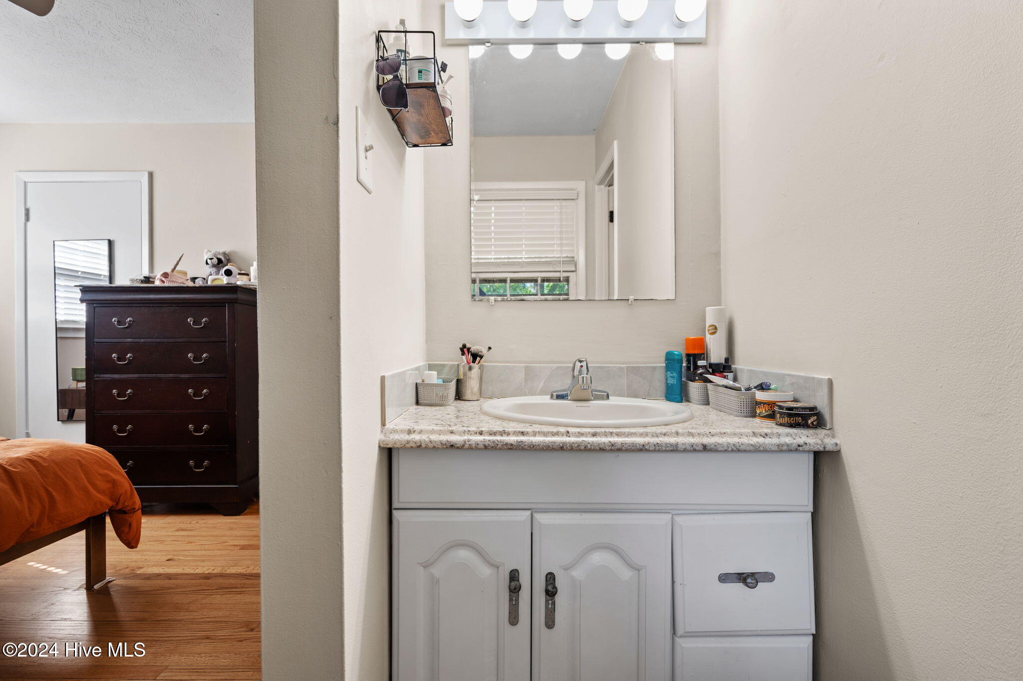 7220 Ainsley Street Property Photo 16