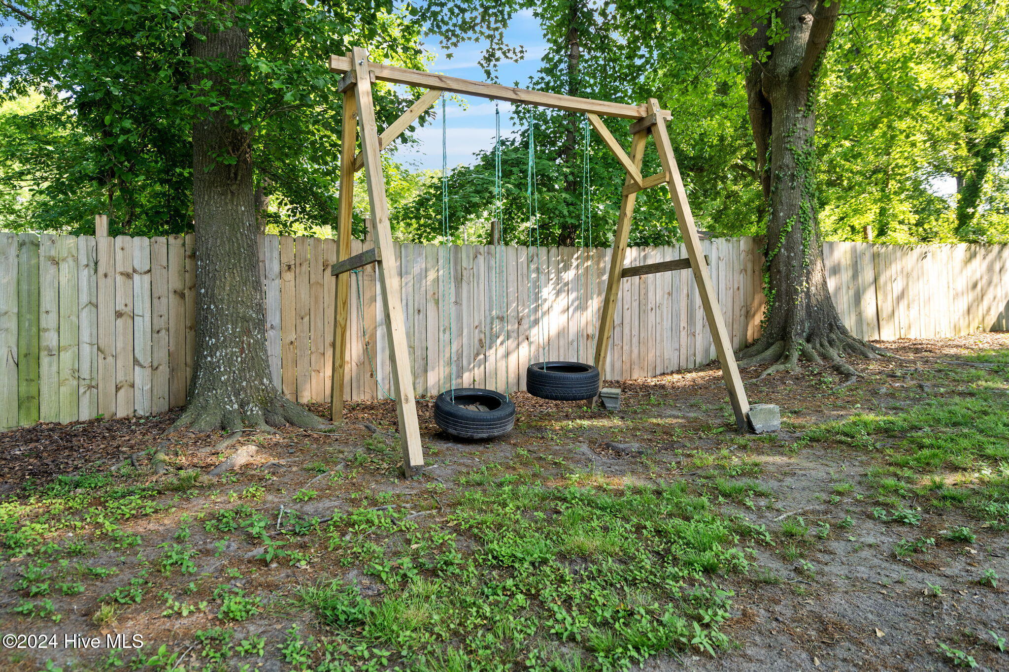 7220 Ainsley Street Property Photo 25