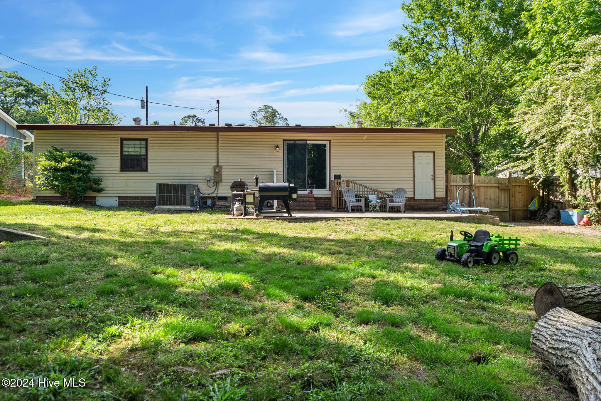 7220 Ainsley Street Property Photo 26