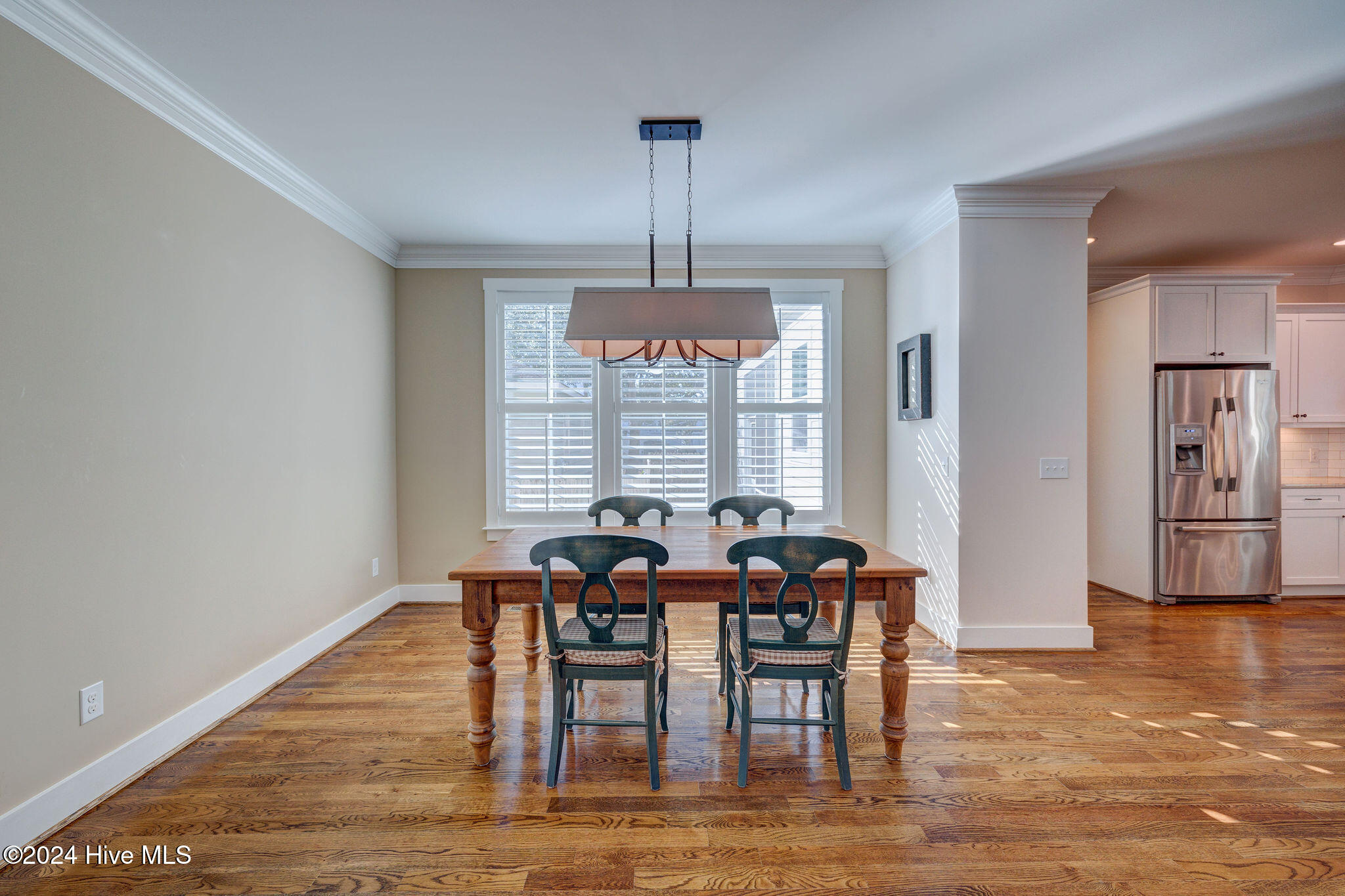 311 College Street Property Photo 14