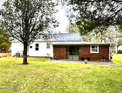 108 Pollock Street Property Photo 3