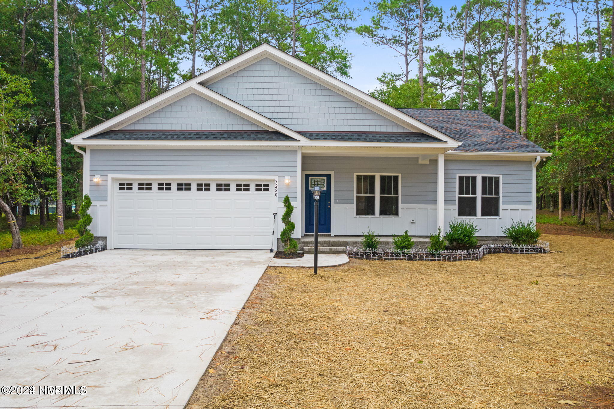 1044 Mcilwaine Drive Property Photo 1
