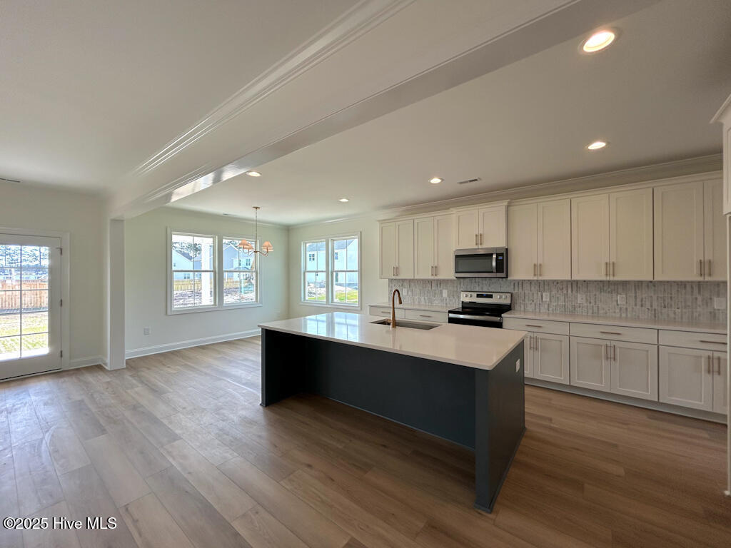 836 Cooke Drive Property Photo 14