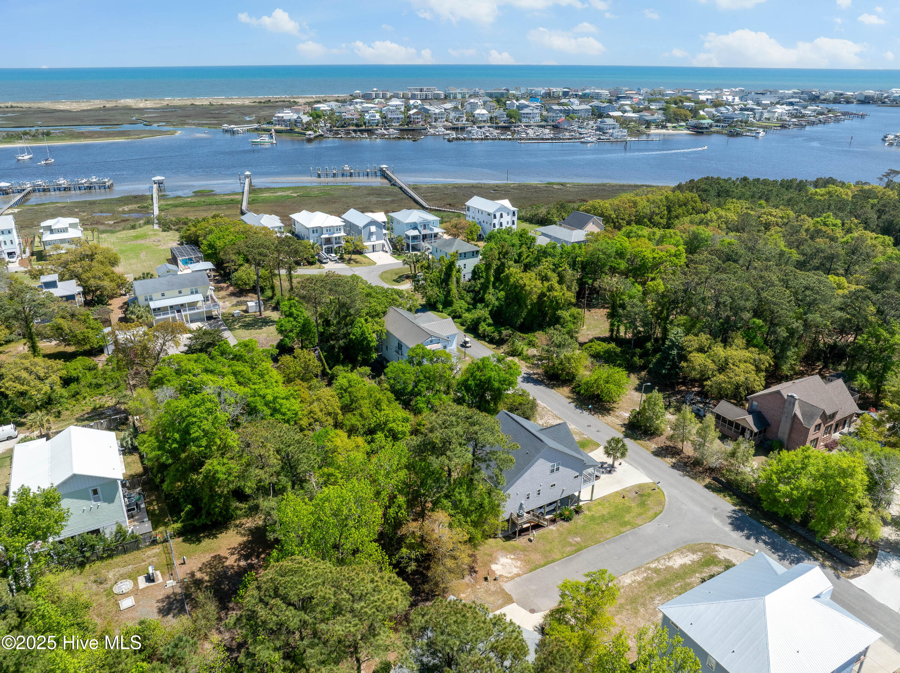1021 Salt Spray Lane Property Photo 16