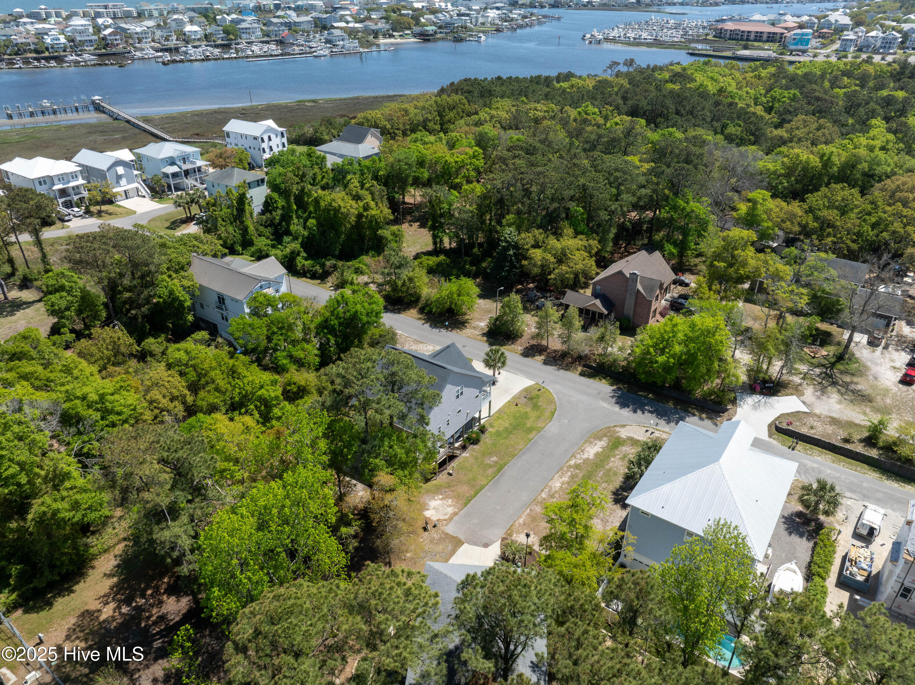 1021 Salt Spray Lane Property Photo 24