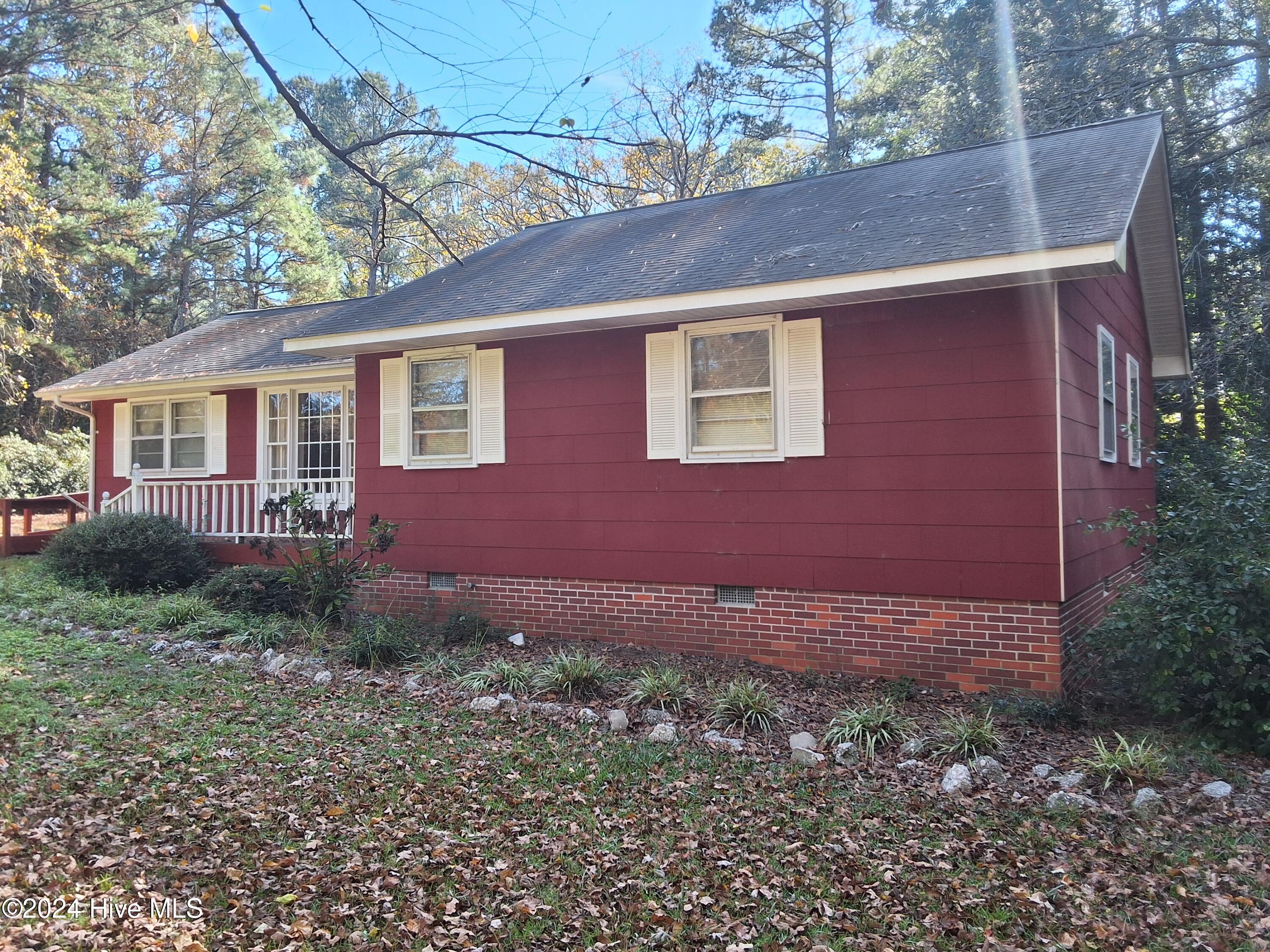 119 Grey Moss Lane Property Photo 4