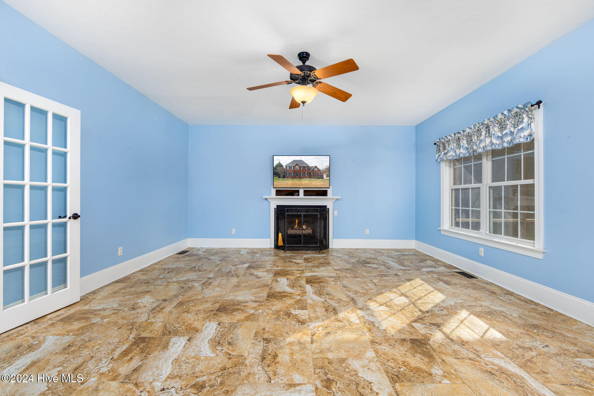 139 Nautical Lane Property Photo 16