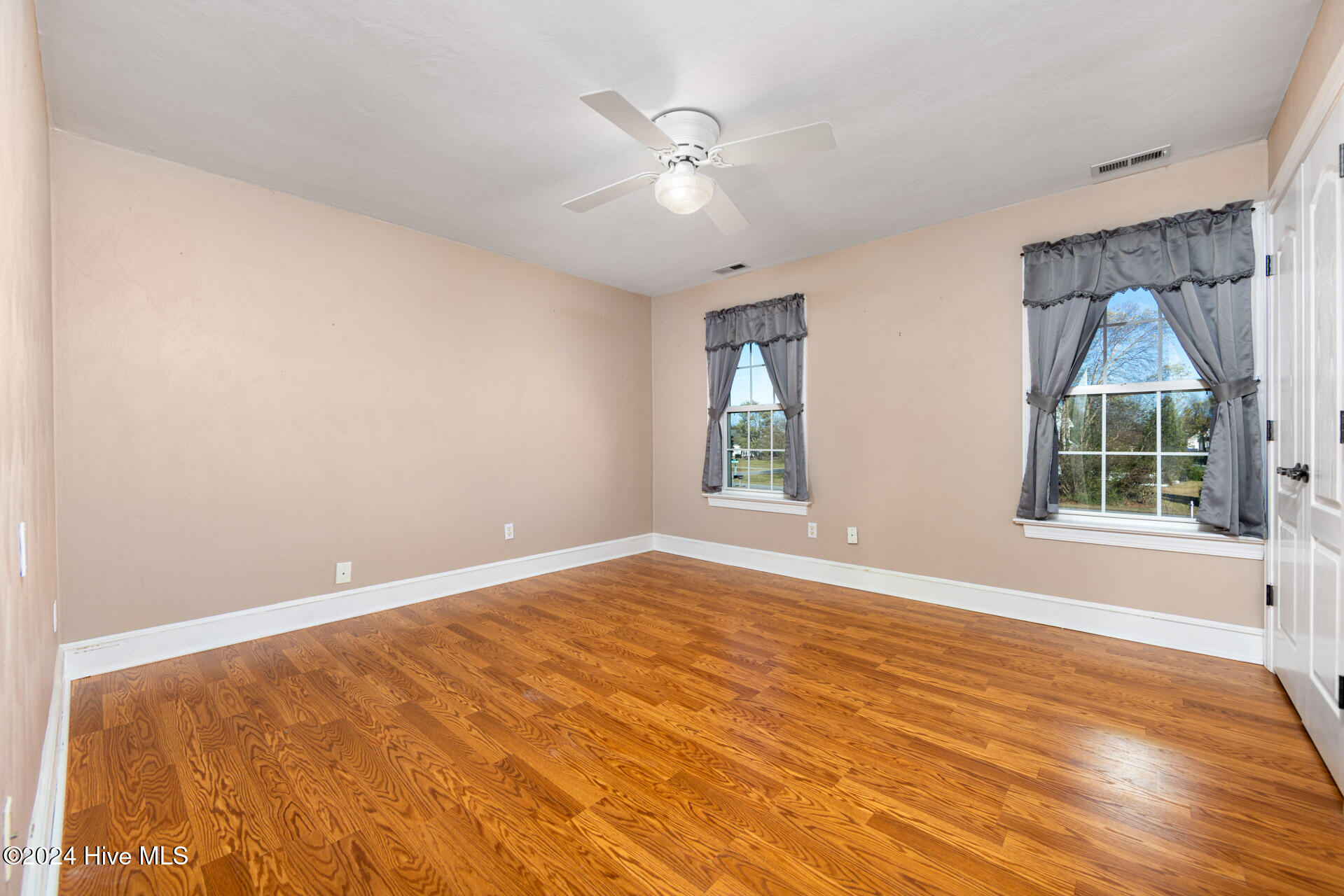 139 Nautical Lane Property Photo 35