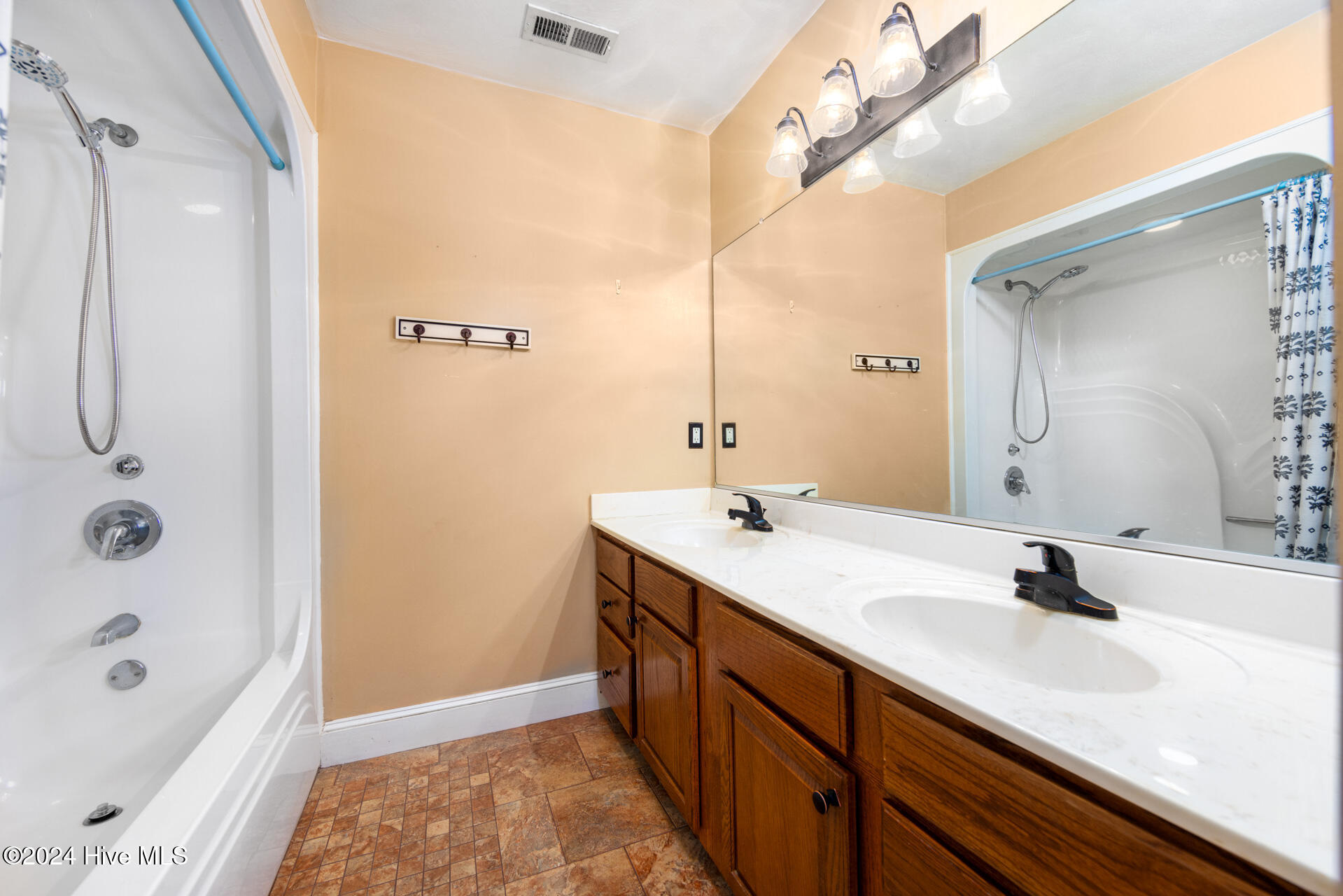 139 Nautical Lane Property Photo 37