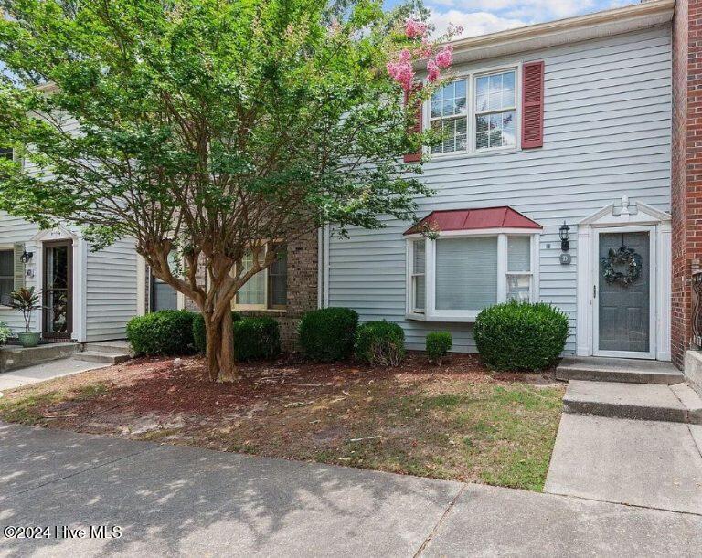 2905 Cedar Creek Road D Property Photo 1