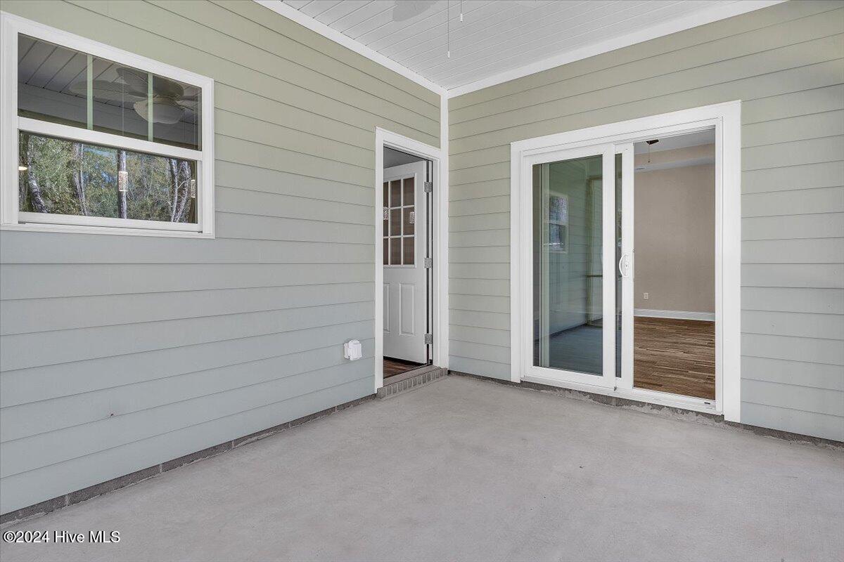 1048 Mcilwaine Drive Property Photo 26