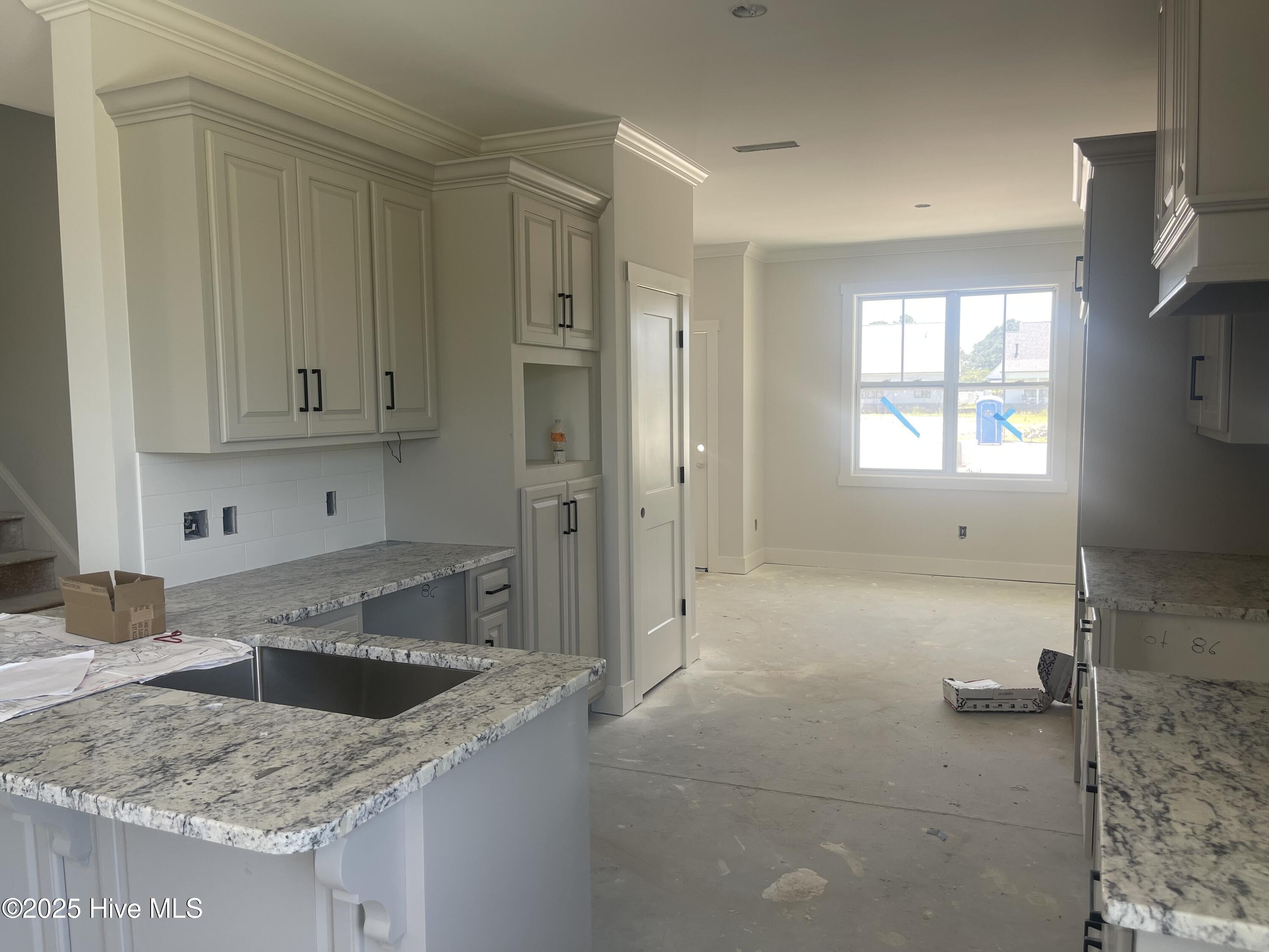 1035 Seven Iron Drive Property Photo 4