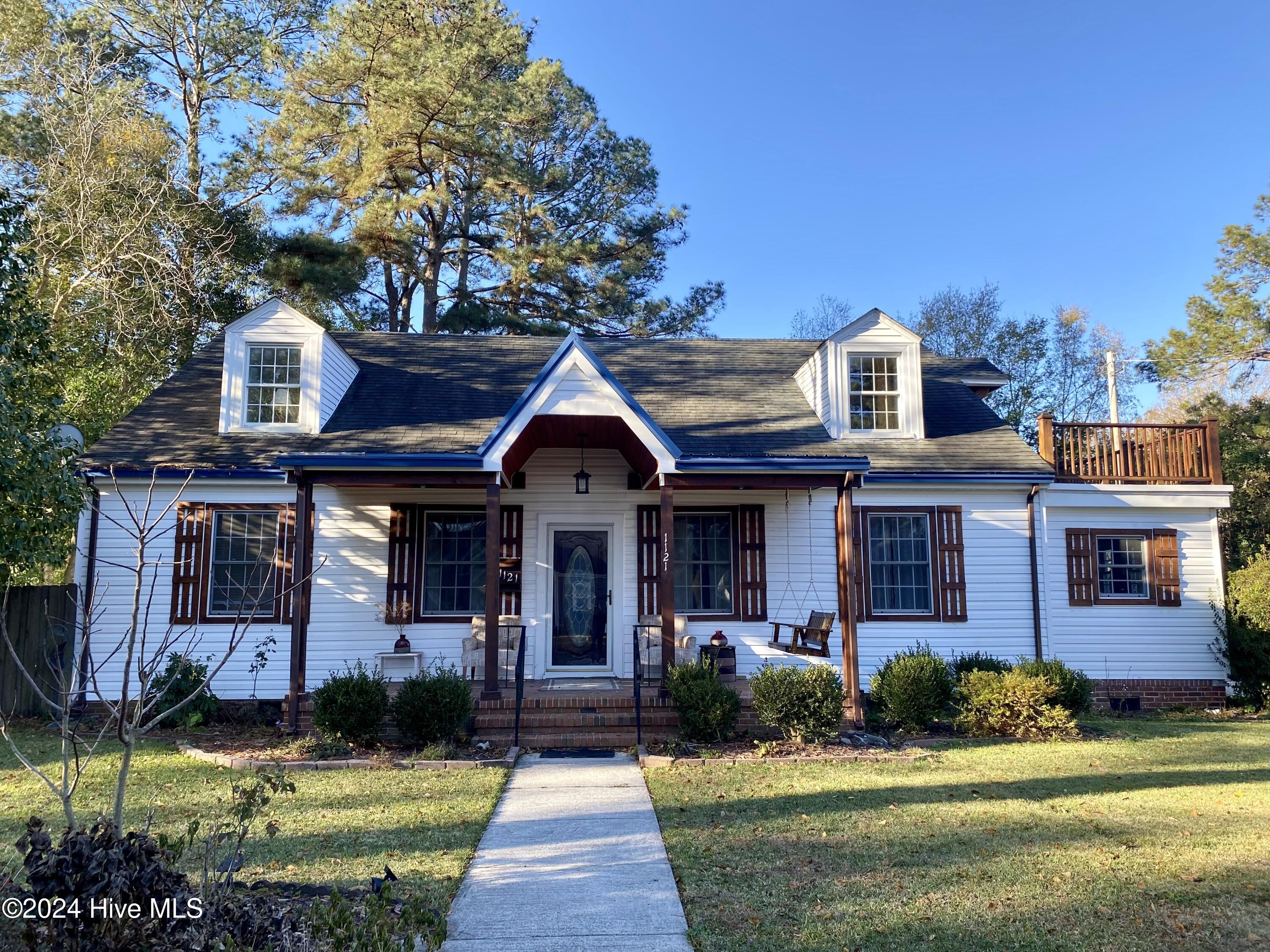 1121 Vance Street Property Photo