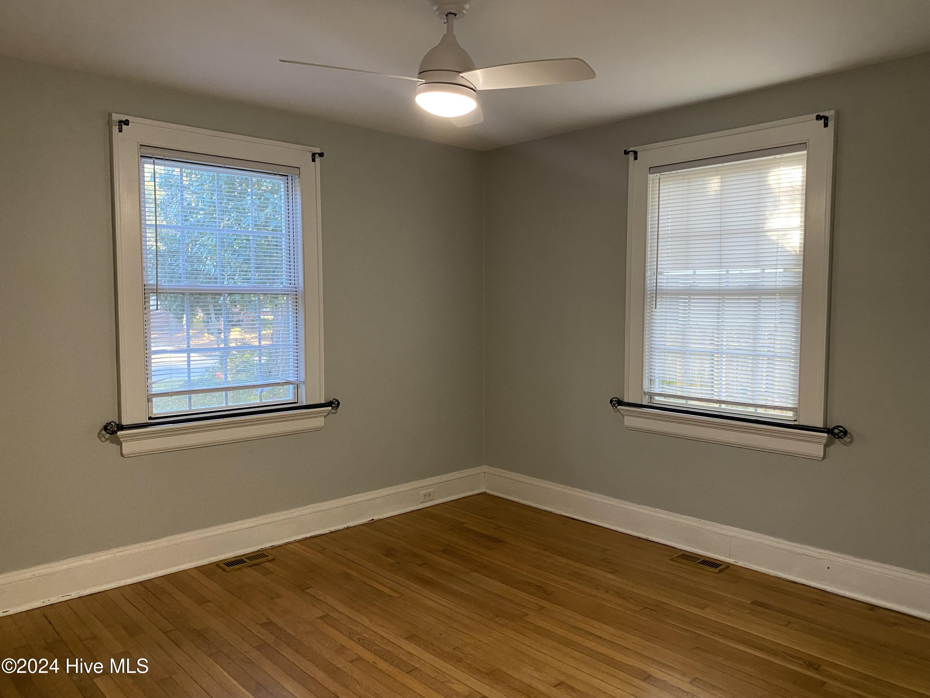 1121 Vance Street Property Photo 15