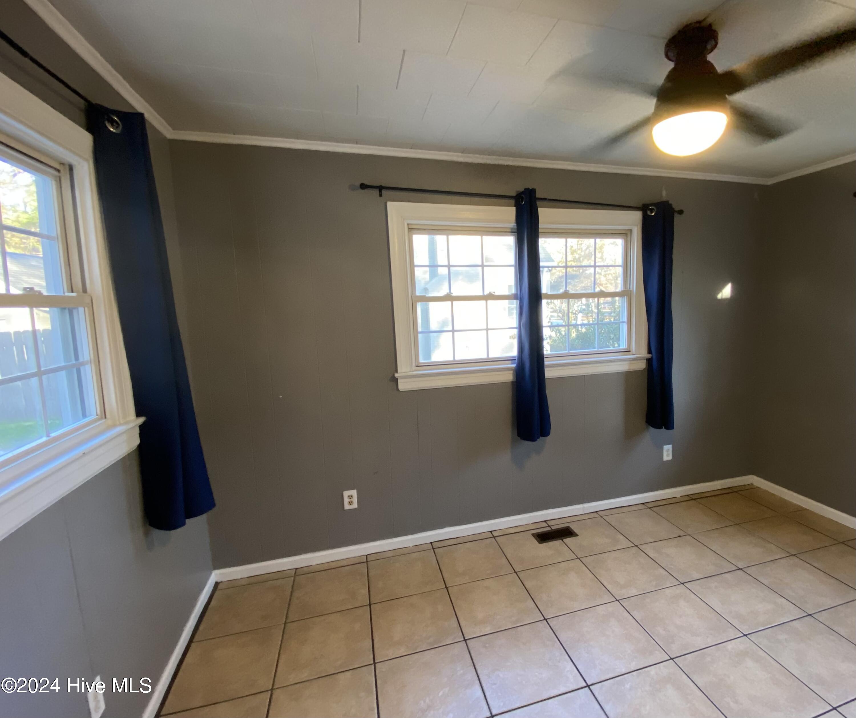 1121 Vance Street Property Photo 18
