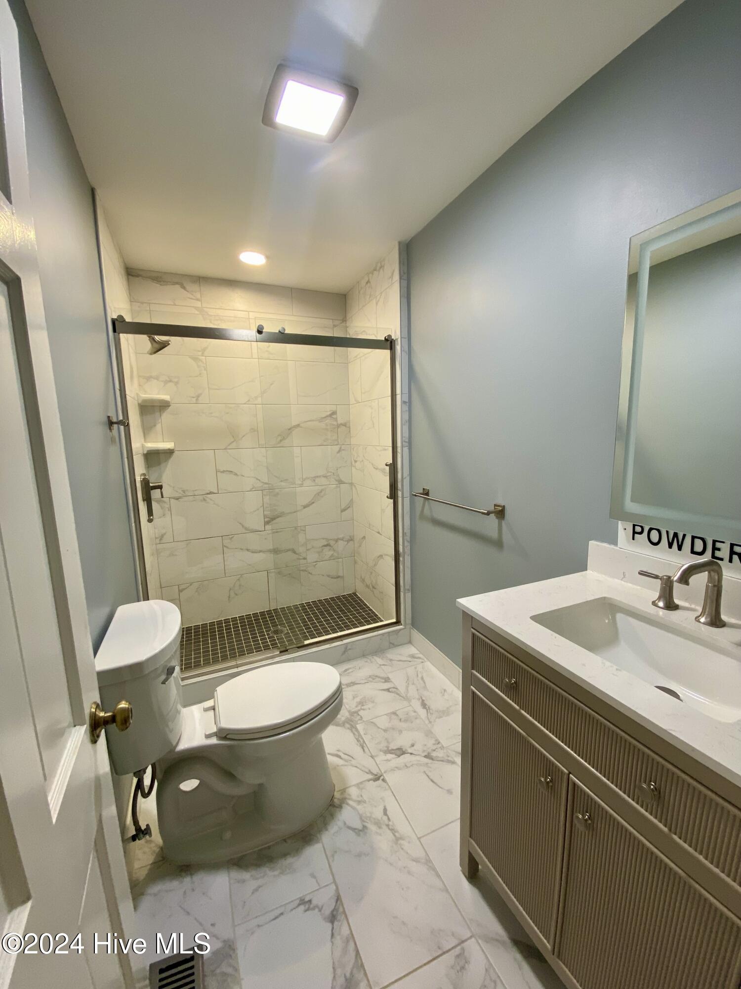 1121 Vance Street Property Photo 21